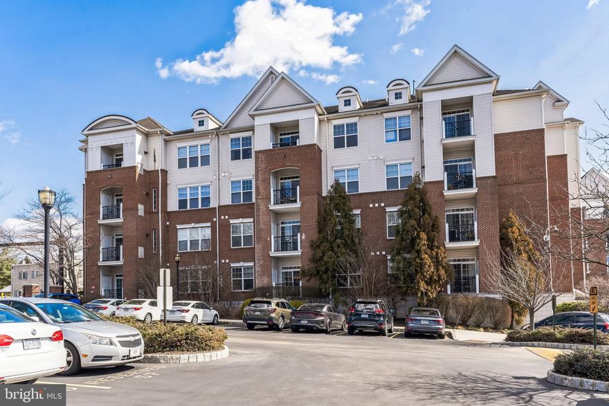 Beautifully updated 2-bedroom condo with open floor plan available at the coveted Grand at Riverview in walking distance to downtown Conshohocken! The kitchen showcases 42” cabinetry, granite countertops with a tile backsplash, a breakfast bar, and stainless-steel appliances. Natural light beams throughout the spacious living room through the sliding glass doors & illuminates the luxury vinyl flooring (2022) throughout. Relax in your large owner's suite that boasts a large bedroom area, two closets (including a sizable walk-in), and a breathtaking private owner's bathroom (2023) equipped with ceramic tile flooring, a dual sink vanity, freestanding soaking tub, and walk-in shower. The 2nd bedroom includes two closets and direct access to the full guest bathroom (2023) with ceramic tile flooring and a walk-in shower. The side-by-side laundry in your unit is convenient & accessible through the side hallway (with a bar for folding clothes or entertaining) between the entrance and the guest bathroom. Wind down on the balcony outside (equipped with an adjacent outdoor storage closet) and enjoy the views overlooking the bike trail. This condo includes a 1-car deeded parking space and there are plenty of additional overflow parking spaces for guests. Take full advantage of the fitness center in the lower level of the 350 building & the outdoor pool area during the summer months. In walking distance to restaurants & shops with easy access to the Schuylkill River Bike Trail and the Septa Train Station, this location is simply incredible. Schedule your showing today!