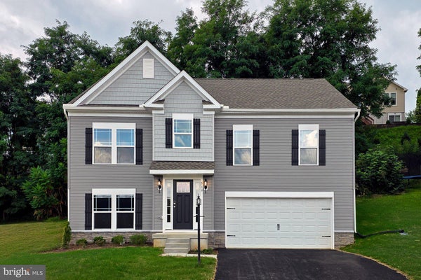 519 EVANGELINE DR, WAYNESBORO, PA 17268 - Image e3d503582dc6a991b78626cf05ab3fac/3179856730