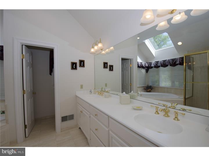 WOODS OF DIAMOND R - Residential