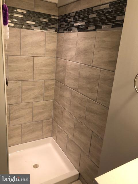 LONGSHOREMENS - Residential