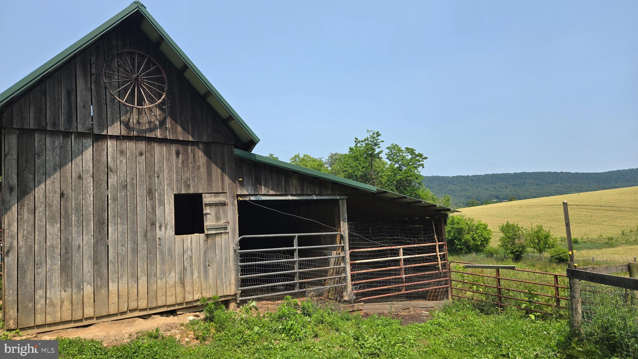 608 JEFFERSON PIKE