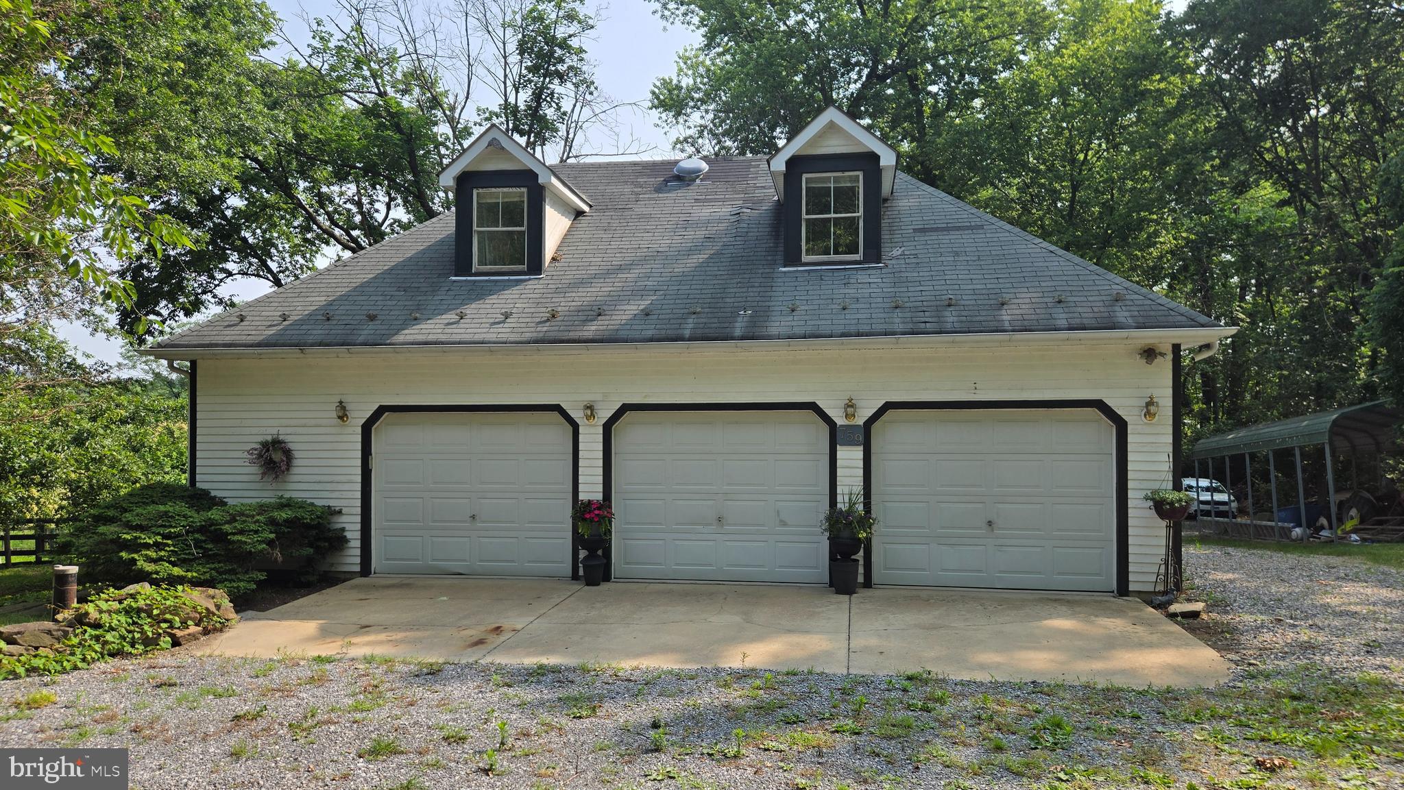 608 JEFFERSON PIKE