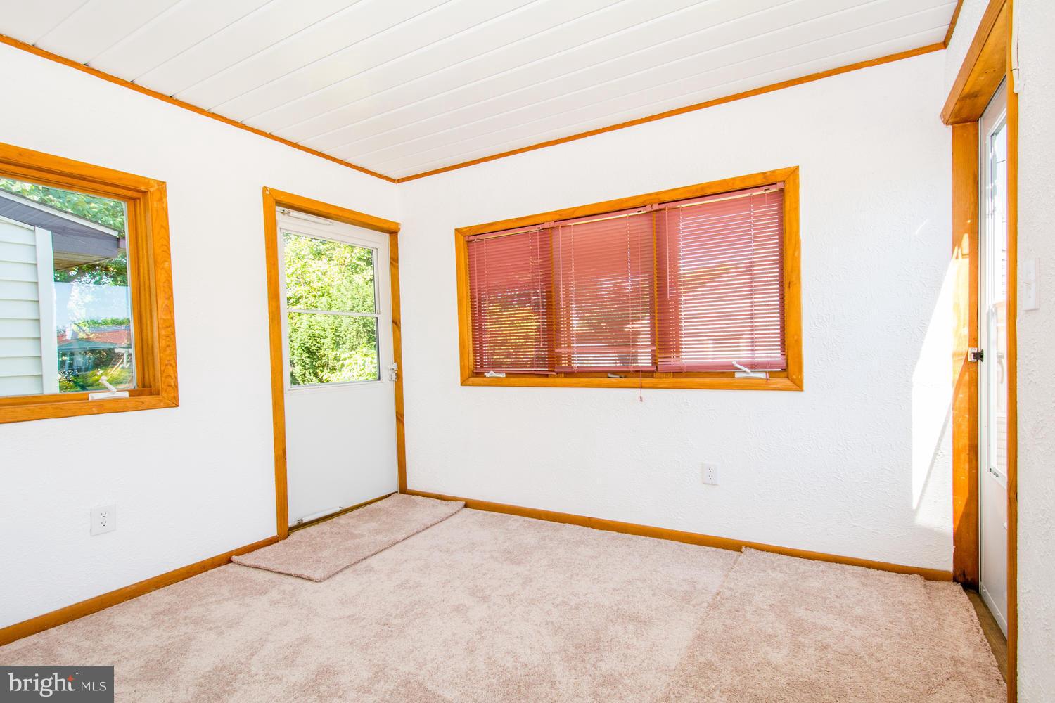 ROCK CREEK ESTATES - Residential