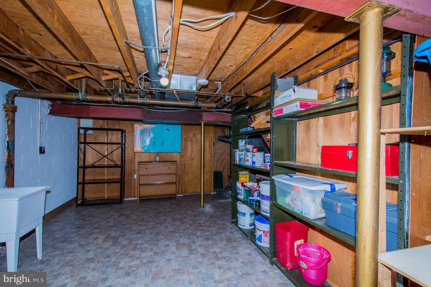 ROCK CREEK ESTATES - Residential