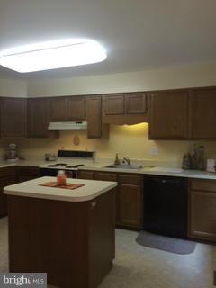 SAGAMORE VILLAGE - Residential