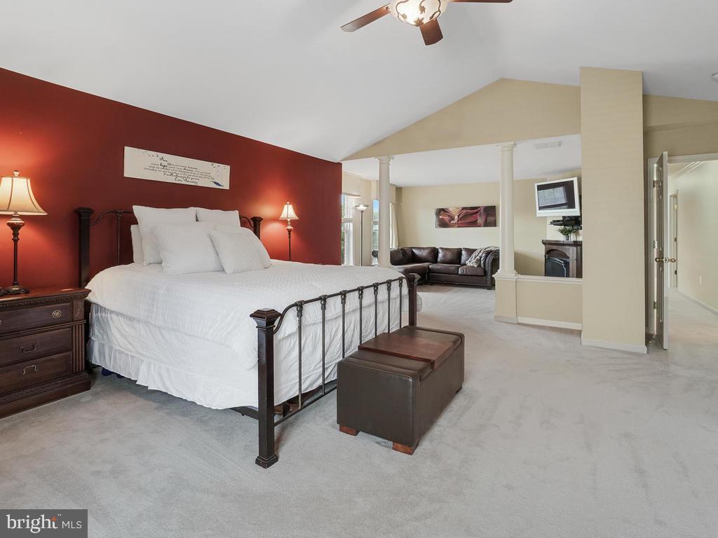 VILLAGES OF URBANA - Residential