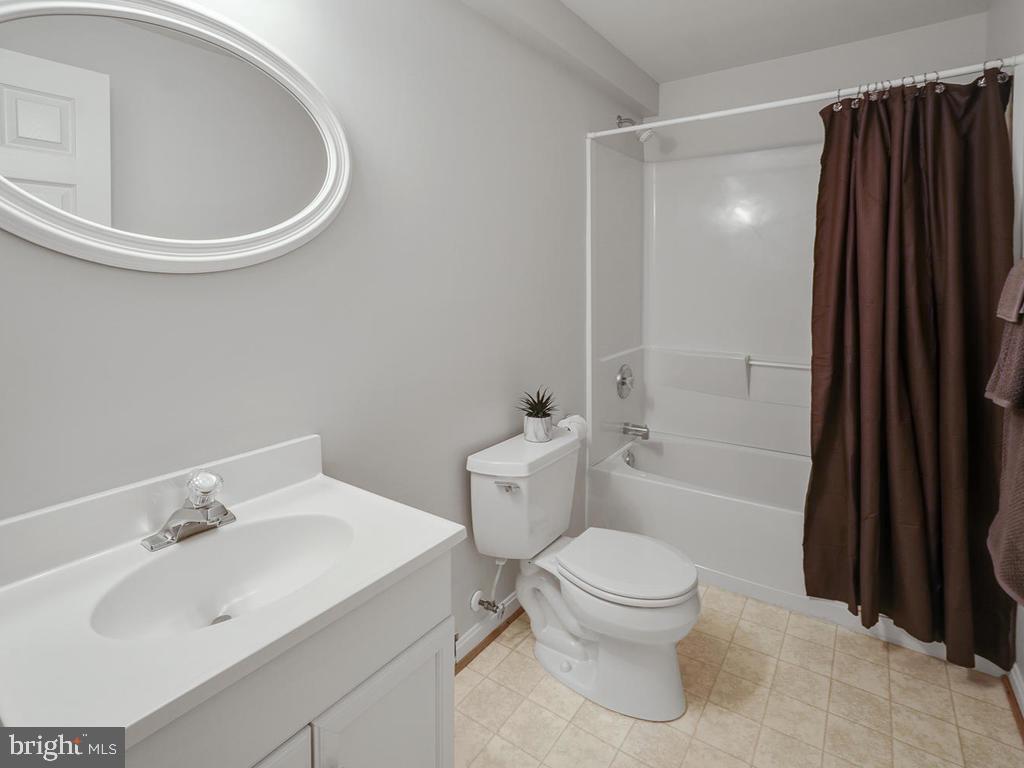 VILLAGES OF URBANA - Residential