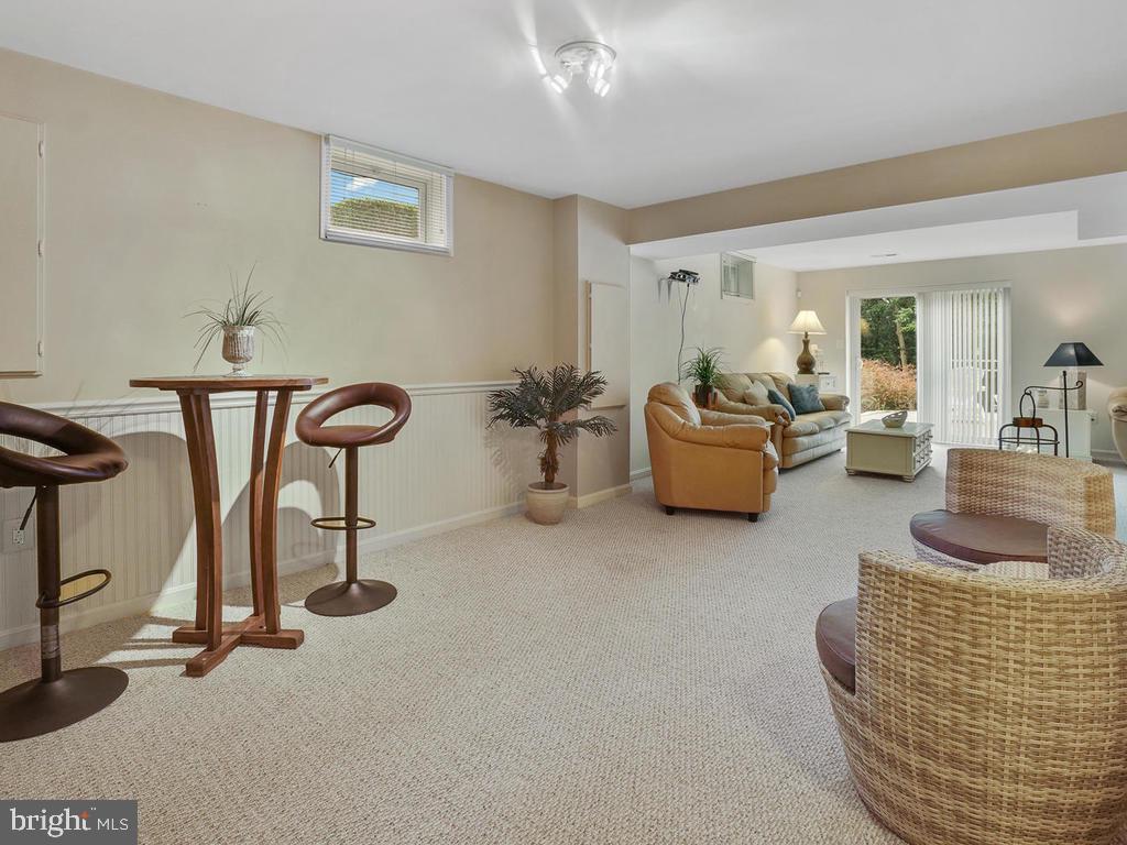 VILLAGES OF URBANA - Residential