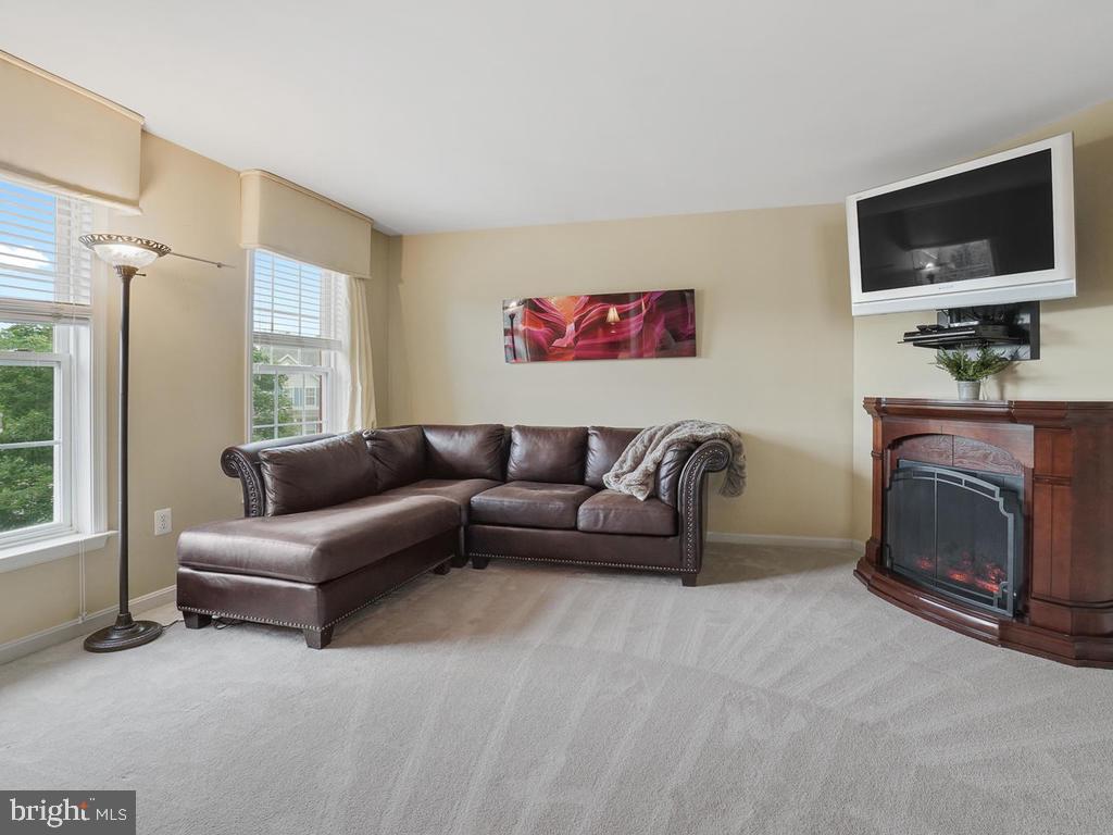 VILLAGES OF URBANA - Residential