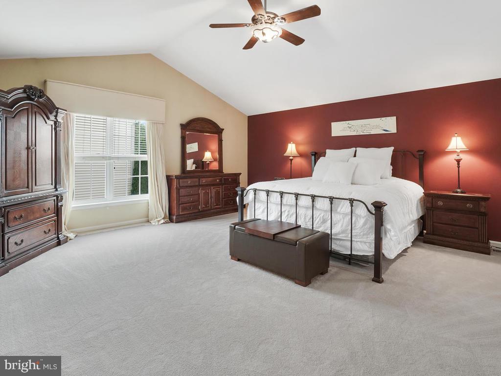 VILLAGES OF URBANA - Residential