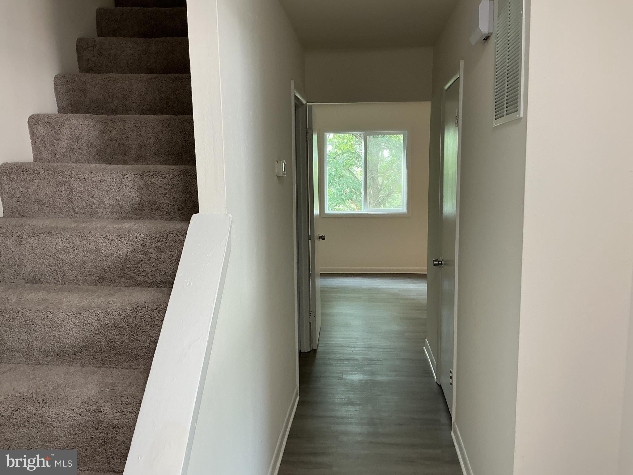 18 WAYSIDE COURT