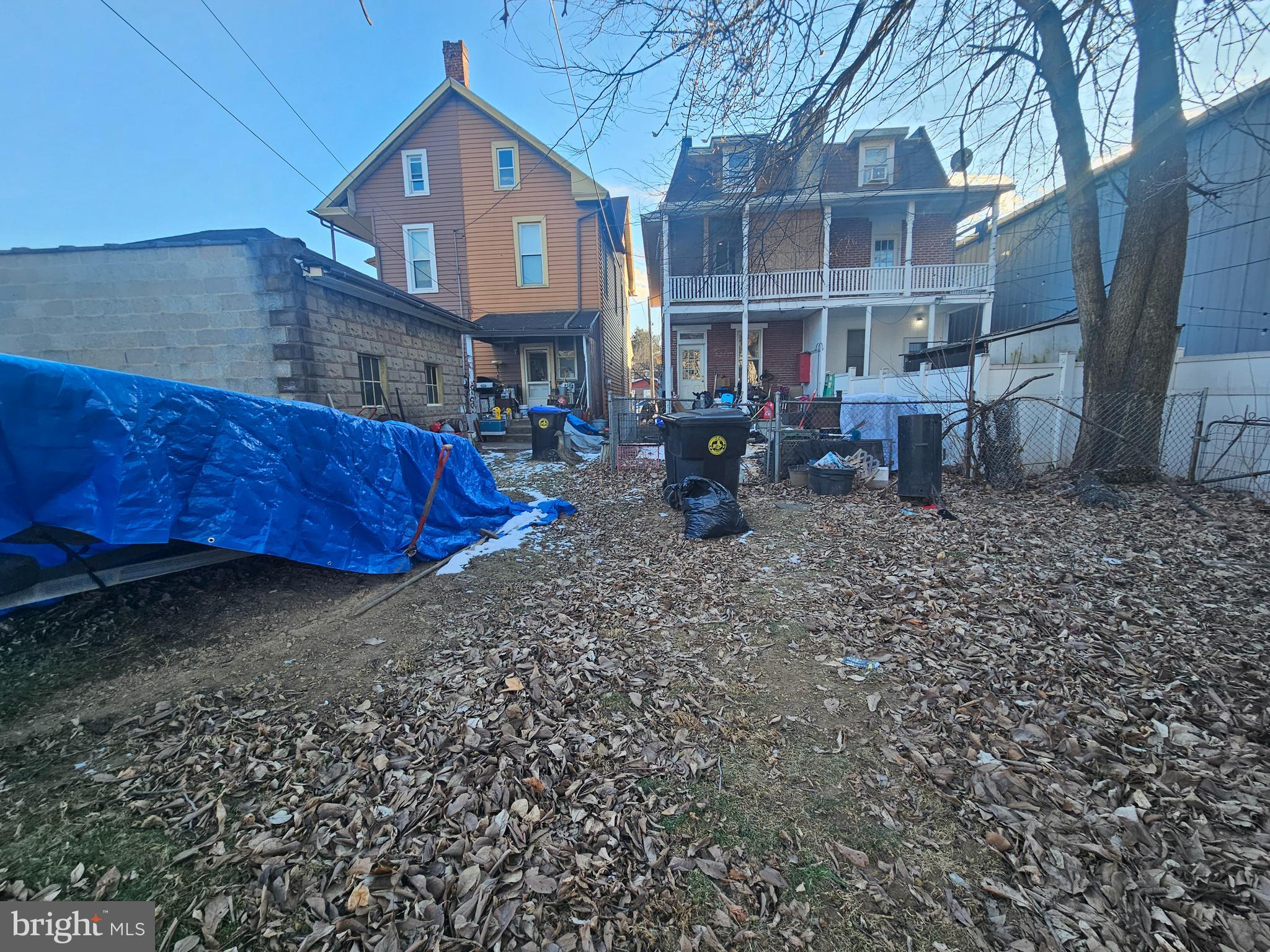 PAXTANG BOROUGH - Land