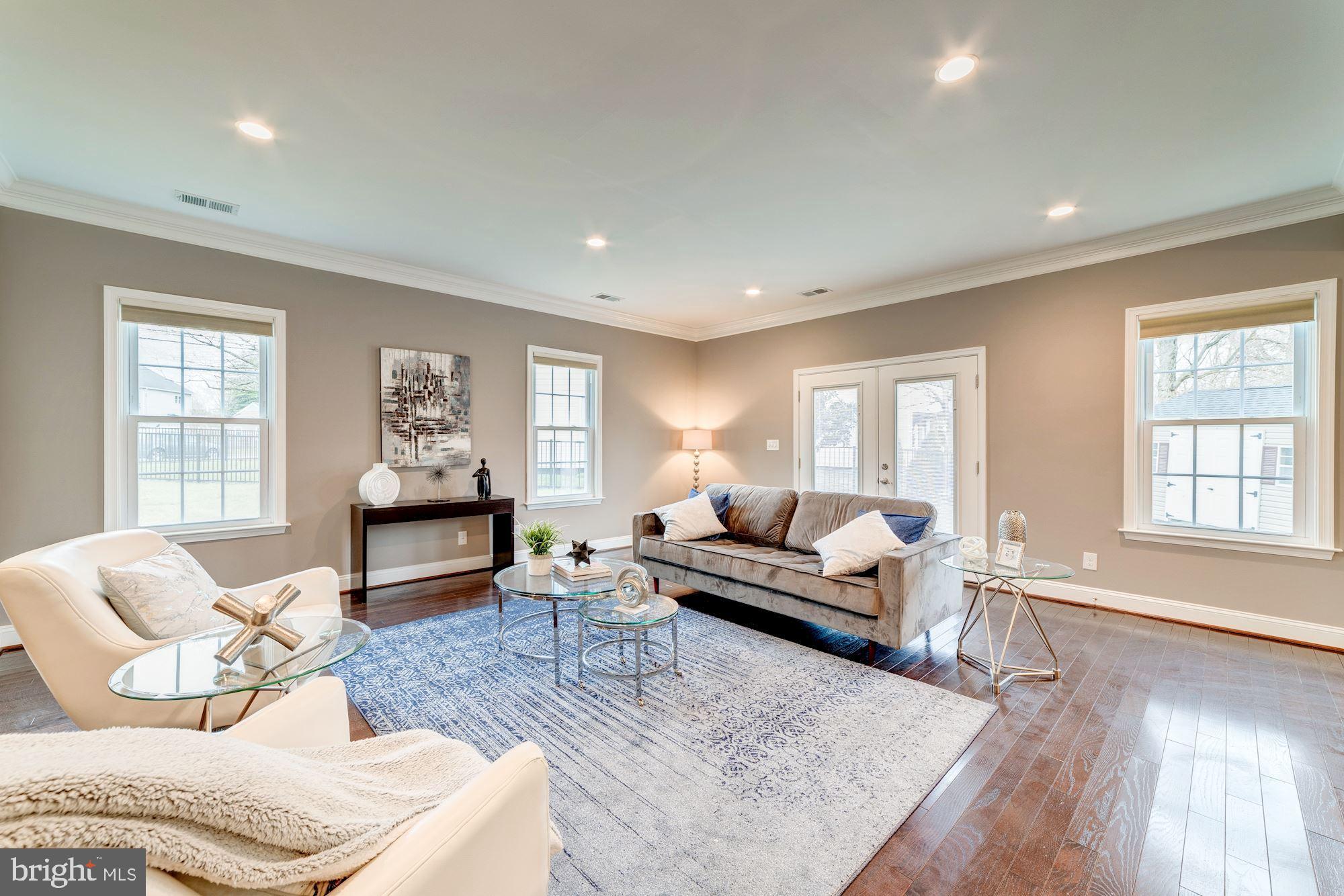 ANNALEE HEIGHTS - Residential