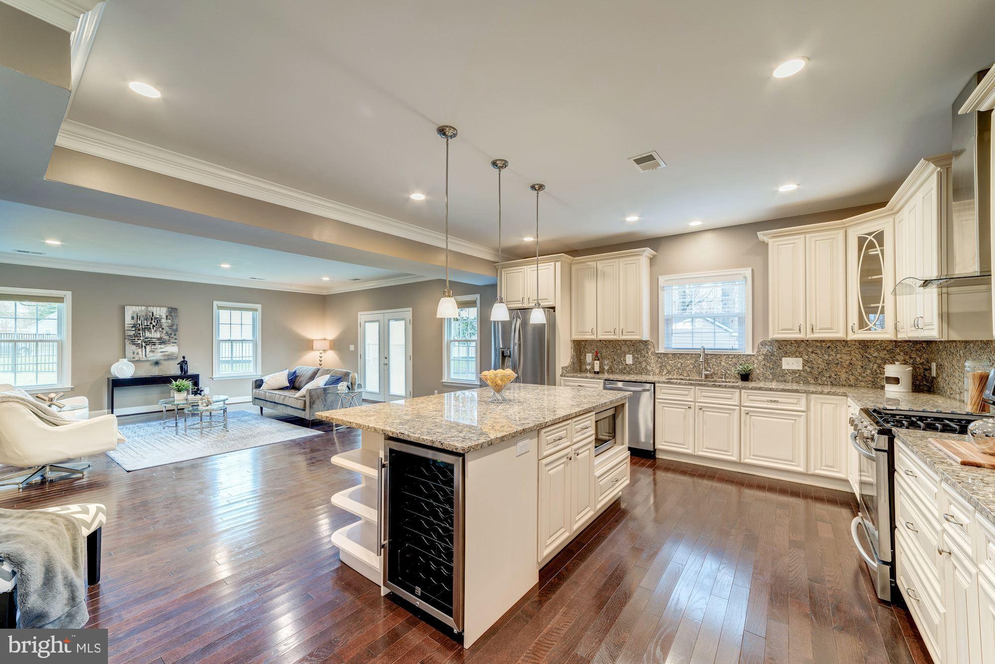 ANNALEE HEIGHTS - Residential