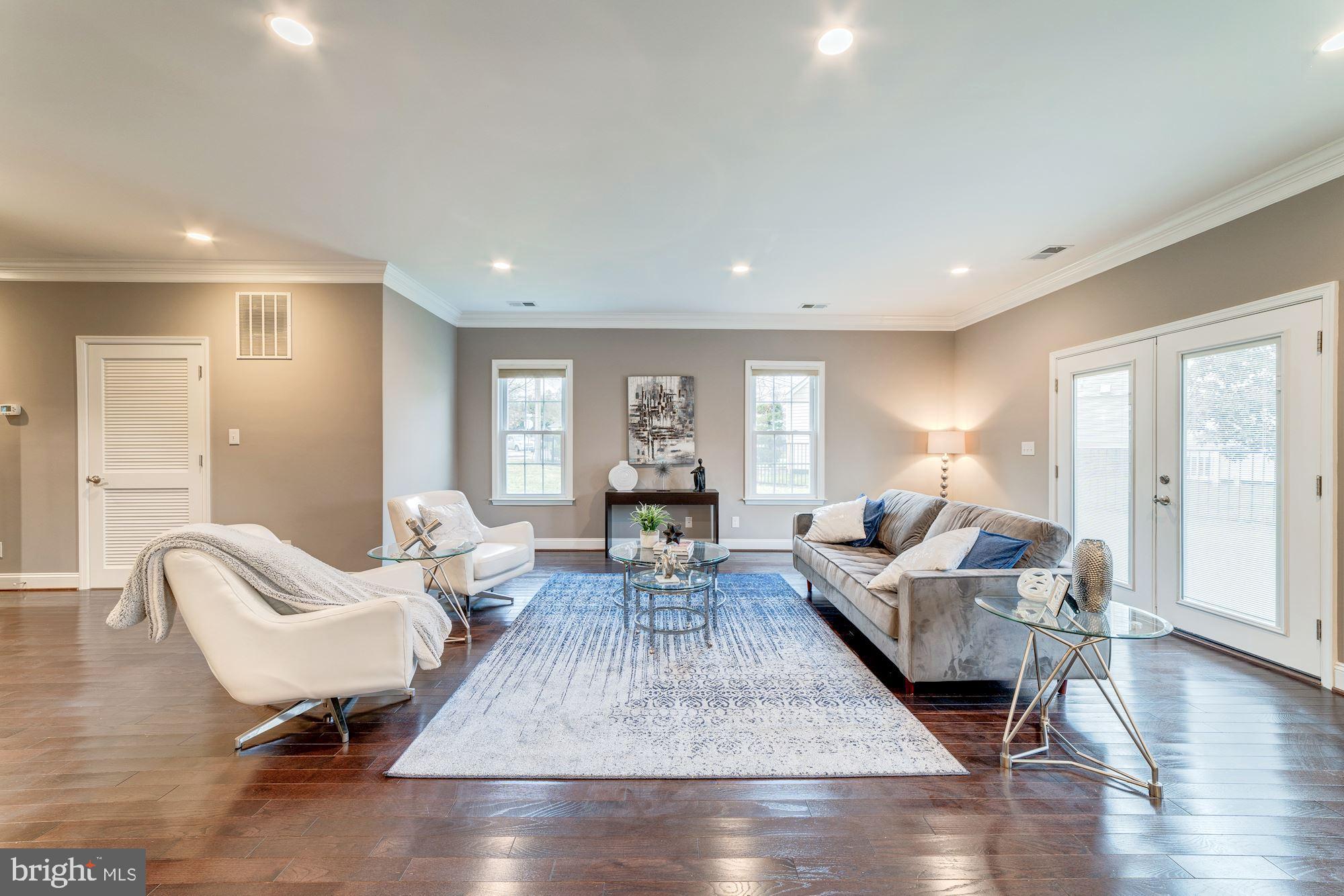 ANNALEE HEIGHTS - Residential