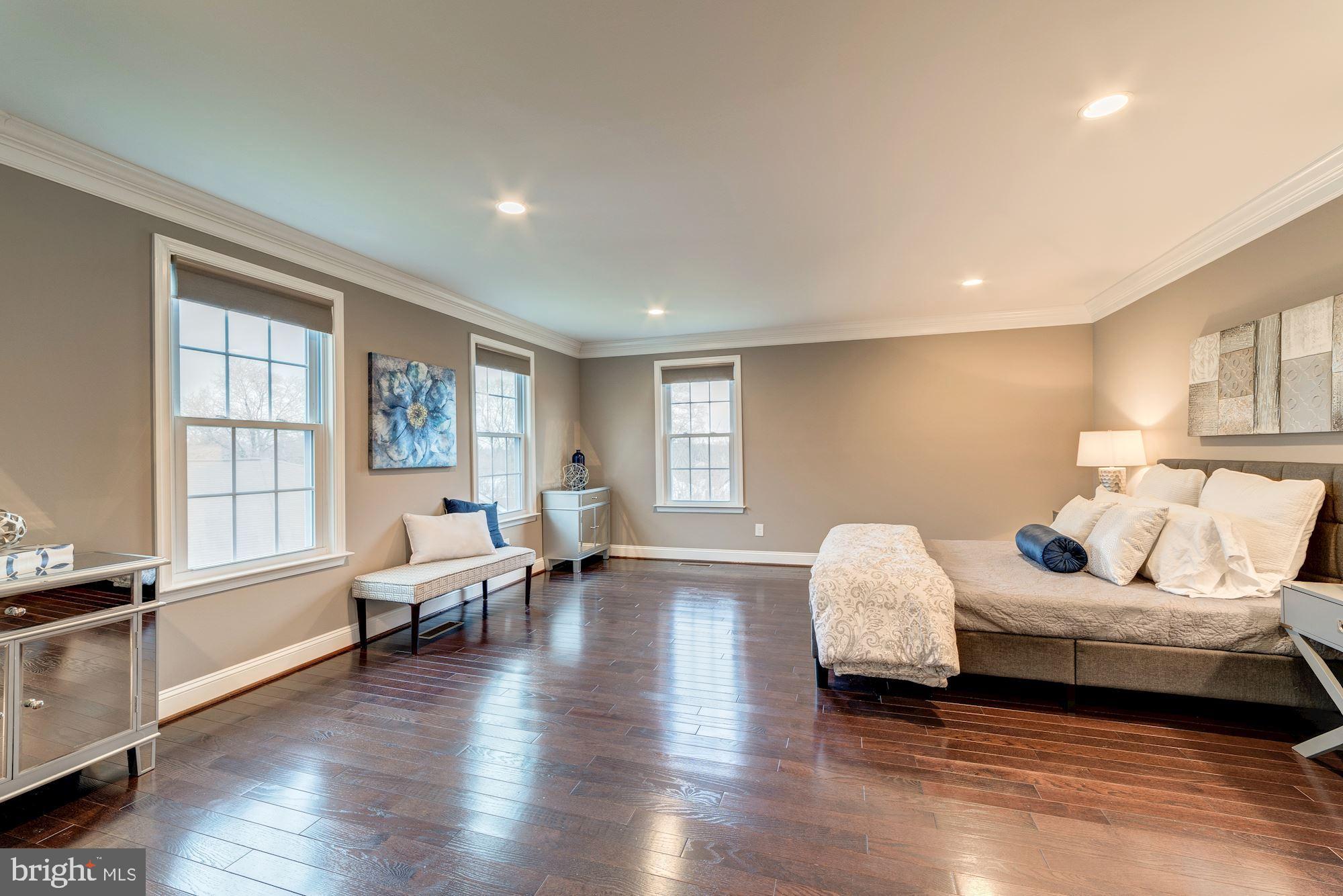 ANNALEE HEIGHTS - Residential