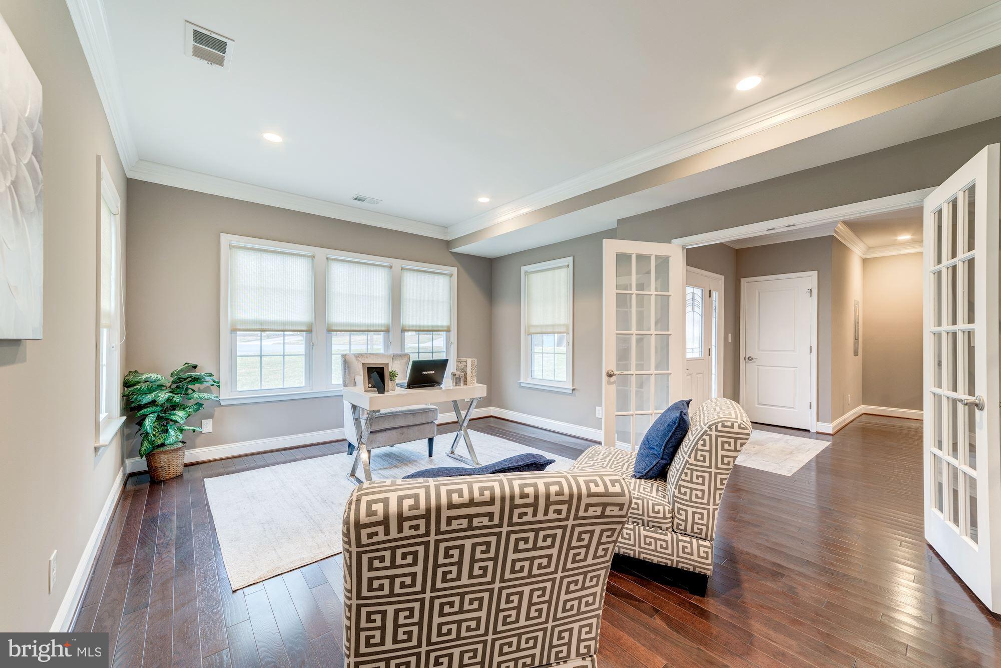 ANNALEE HEIGHTS - Residential