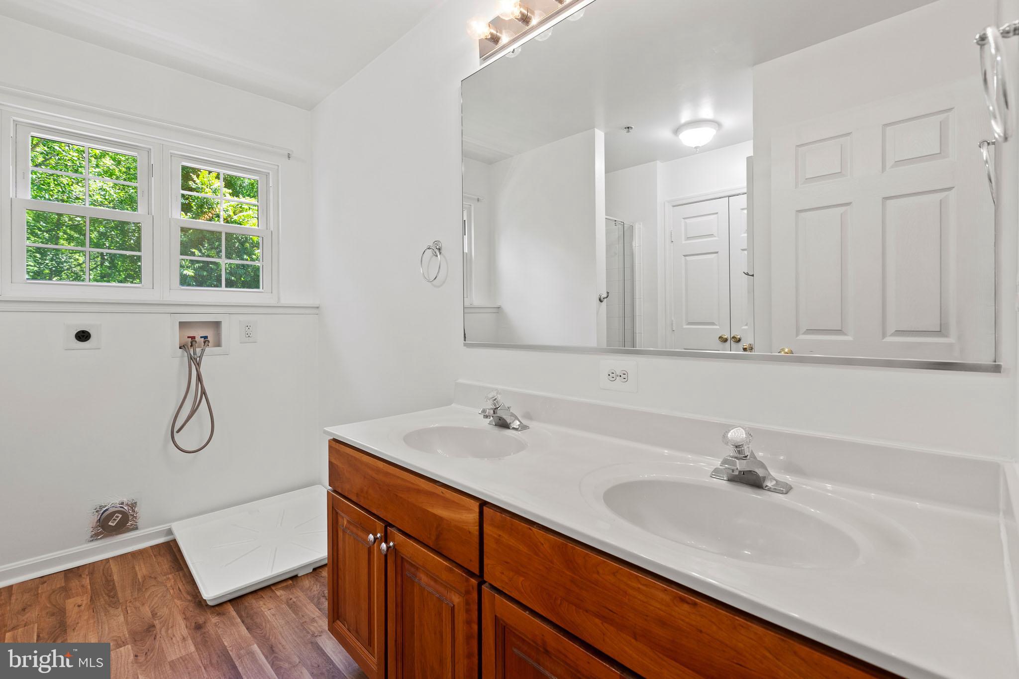 CHAPLINE PLACE - Residential