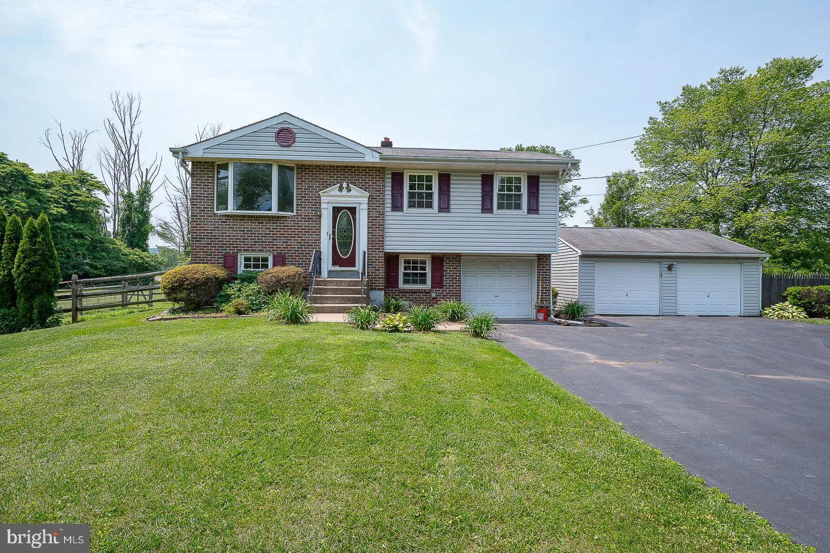 Phoenixville, Pennsylvania 19460, United States, 3 Bedrooms Bedrooms, ,2 BathroomsBathrooms,Residential,Active,147311