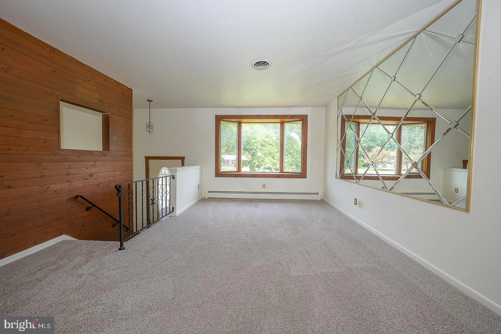 Phoenixville, Pennsylvania 19460, United States, 3 Bedrooms Bedrooms, ,2 BathroomsBathrooms,Residential,Active,147311