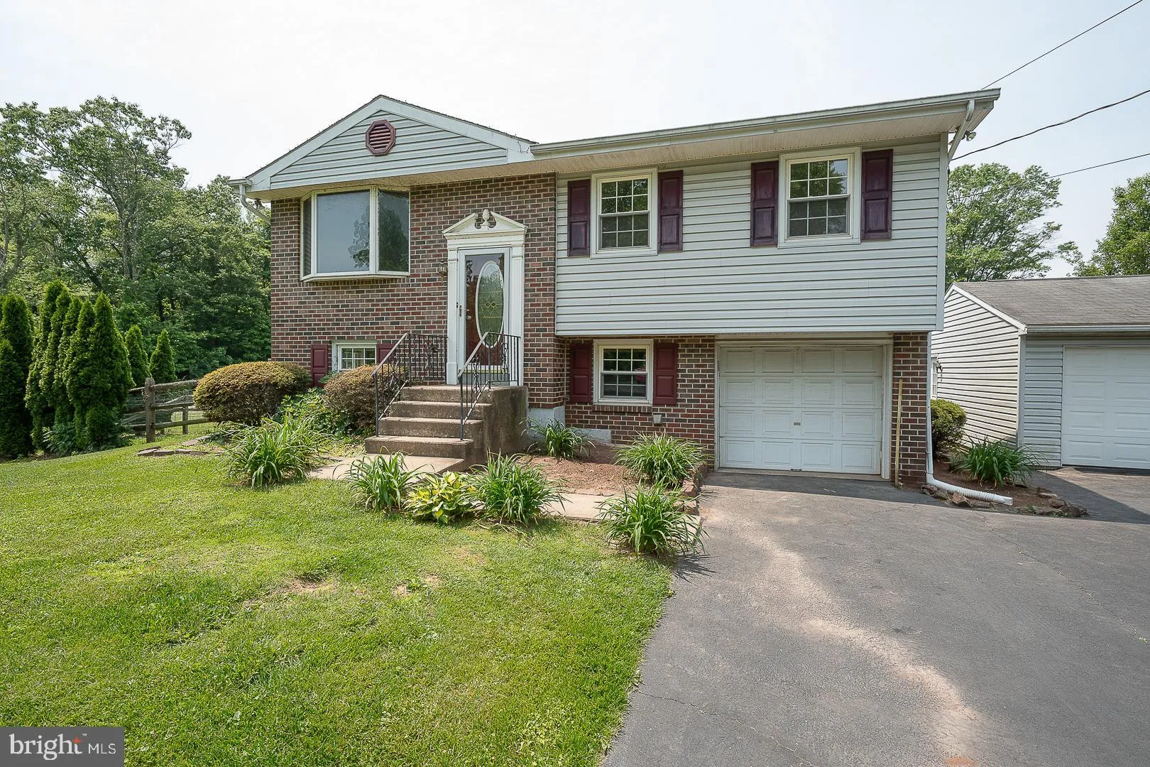 Phoenixville, Pennsylvania 19460, United States, 3 Bedrooms Bedrooms, ,2 BathroomsBathrooms,Residential,Active,147311