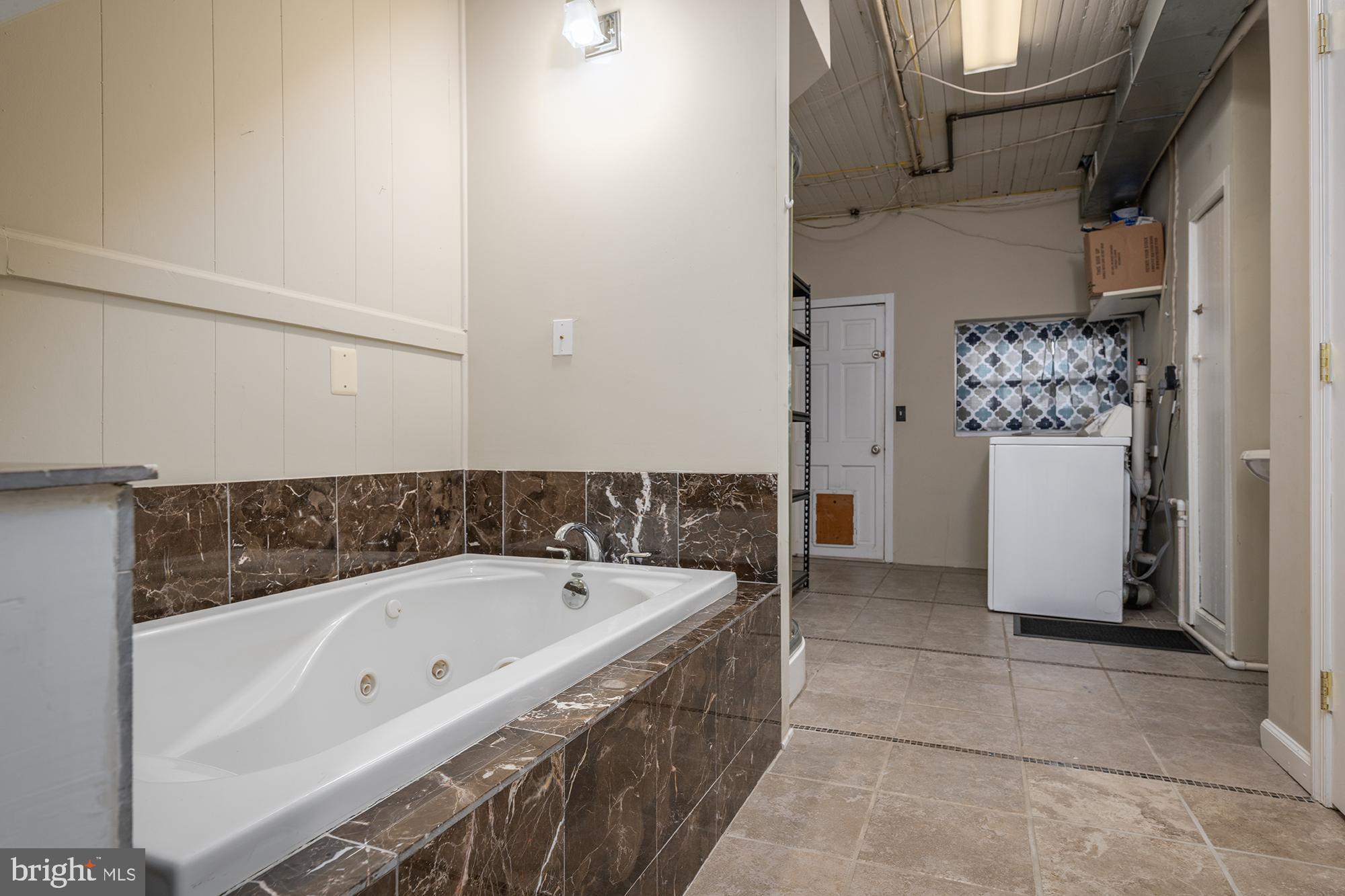 CANTON - Residential Lease