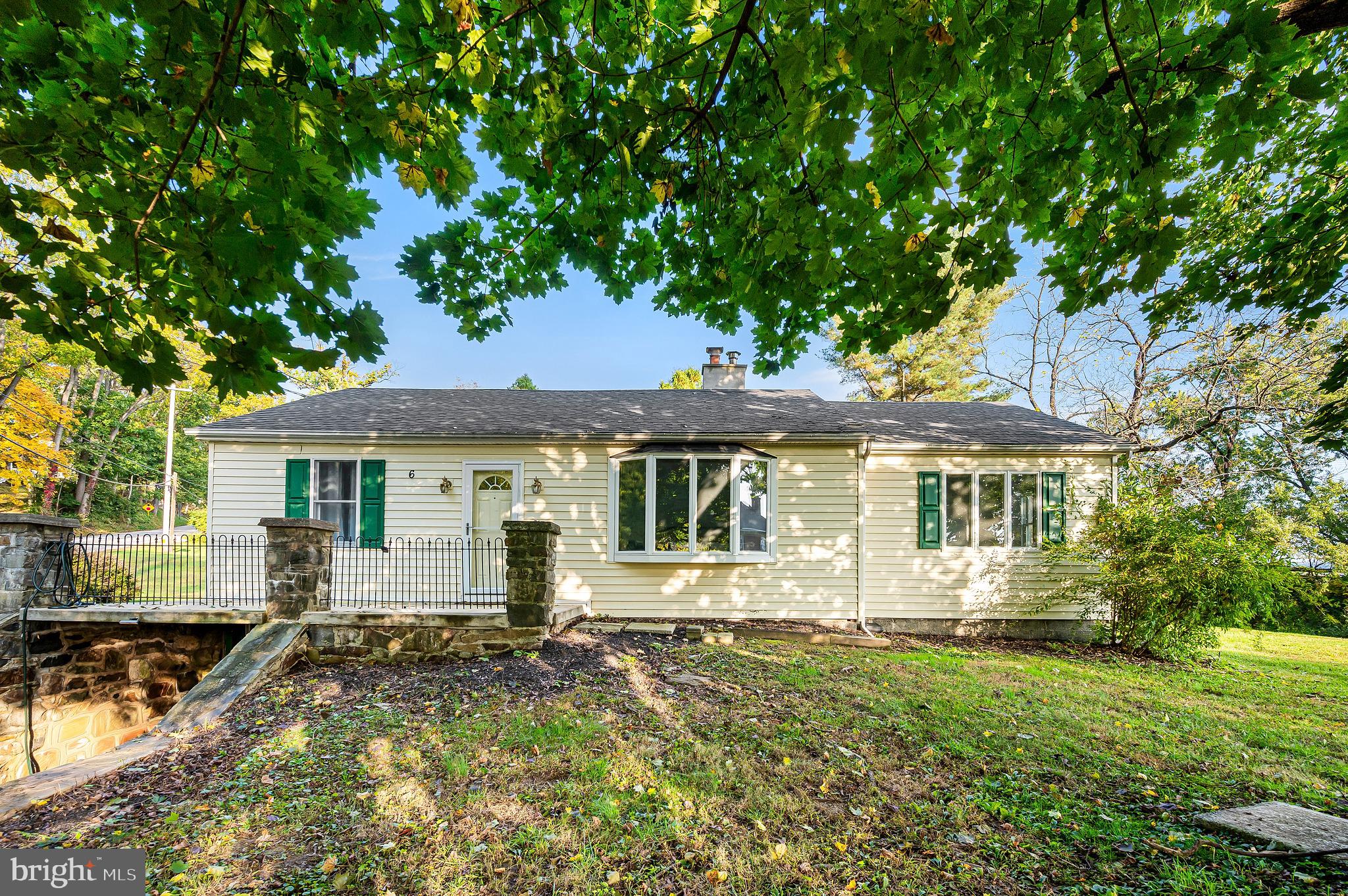 6 NORWOOD HOUSE ROAD