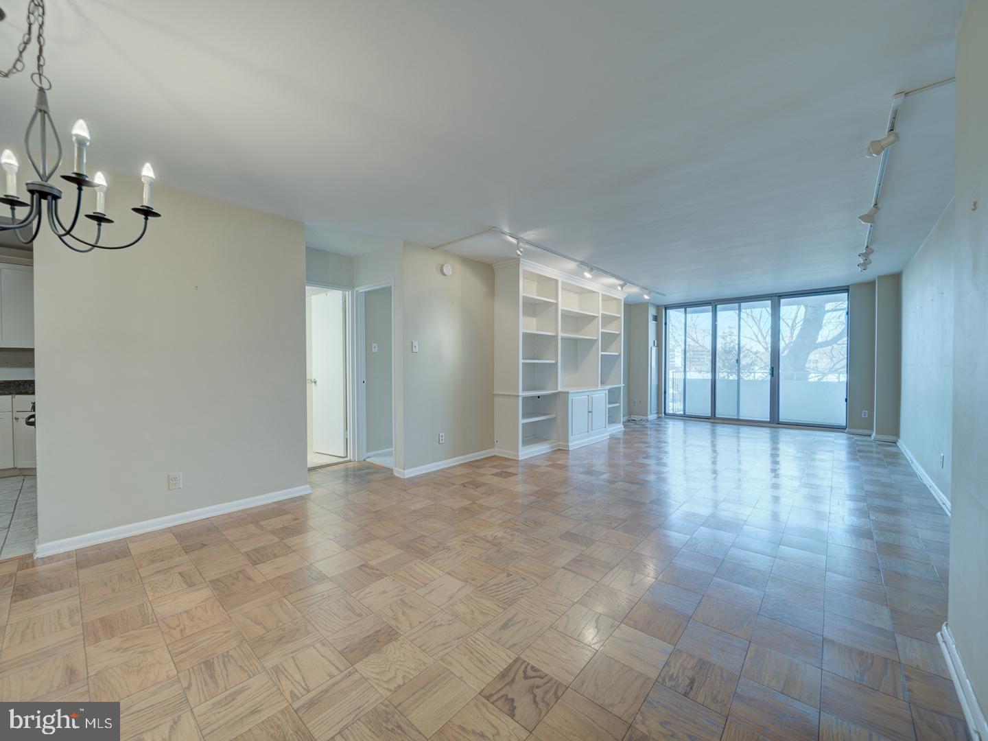 THE KENWOOD - Residential