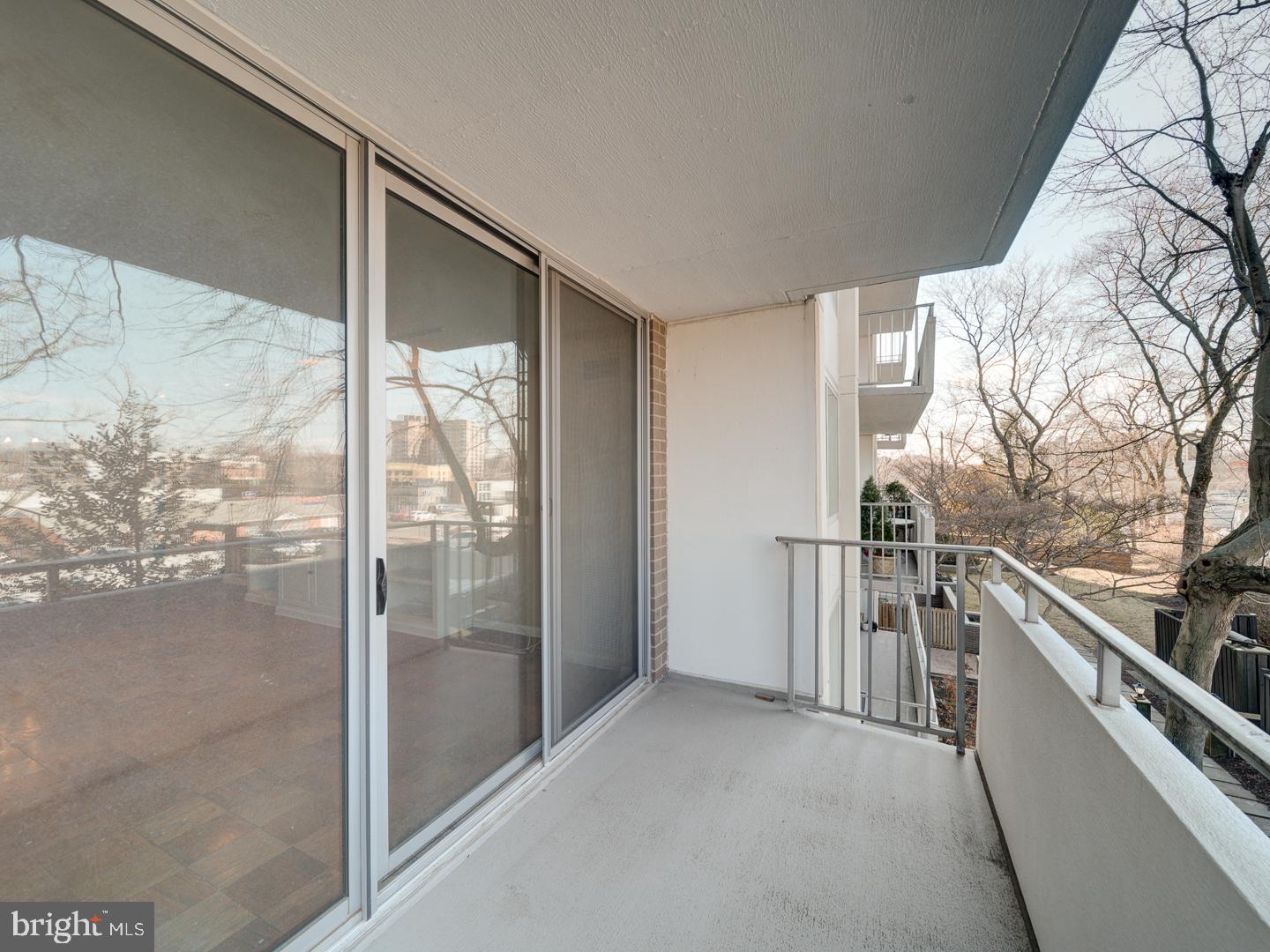 THE KENWOOD - Residential