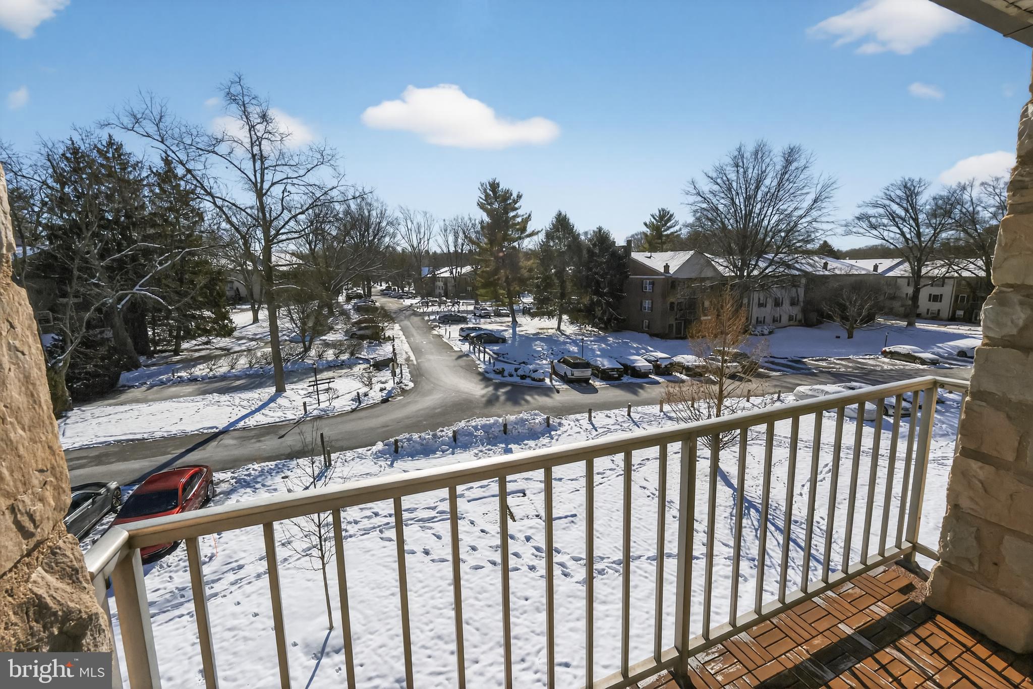 GLENHARDIE CONDOS - Residential