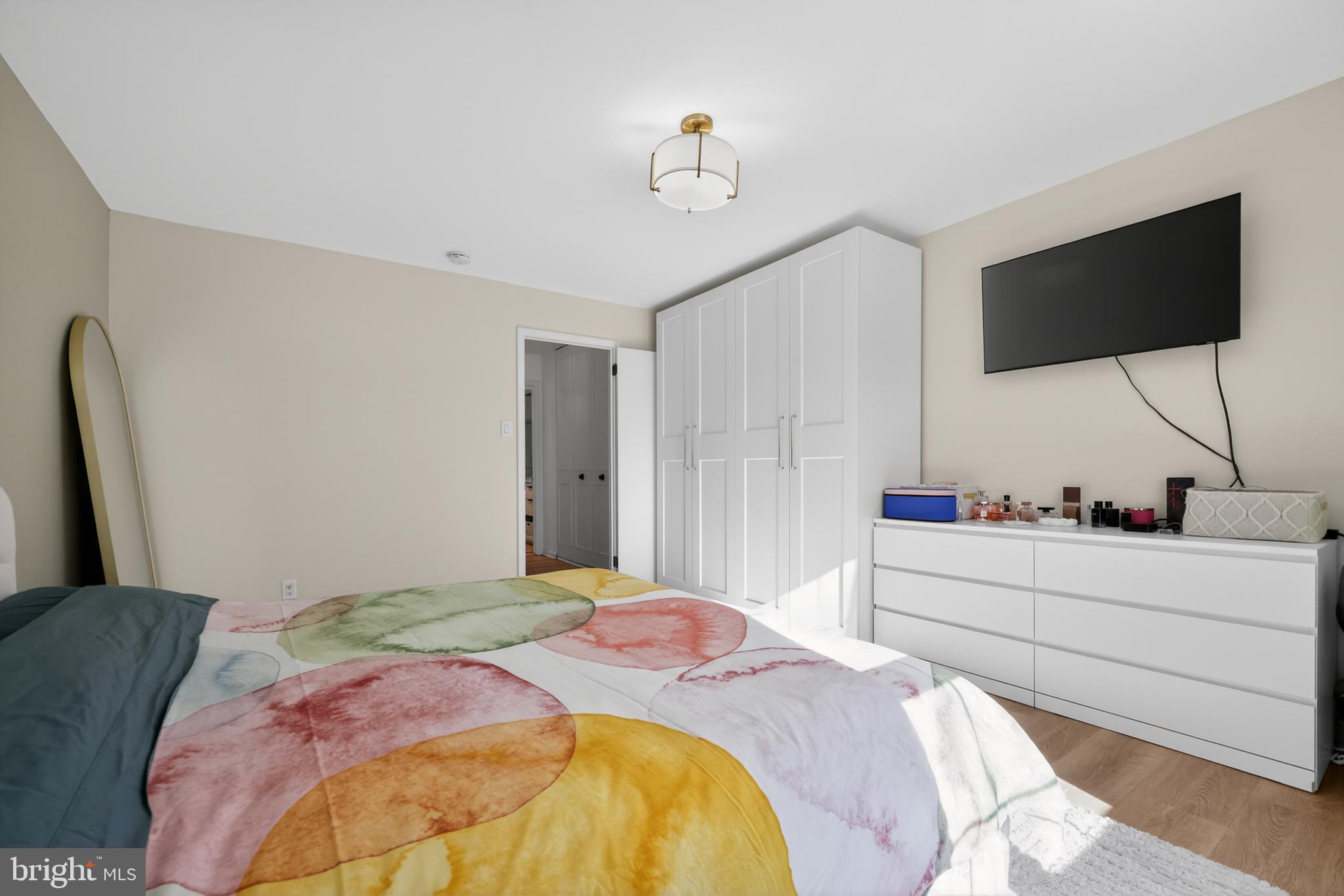 GLENHARDIE CONDOS - Residential