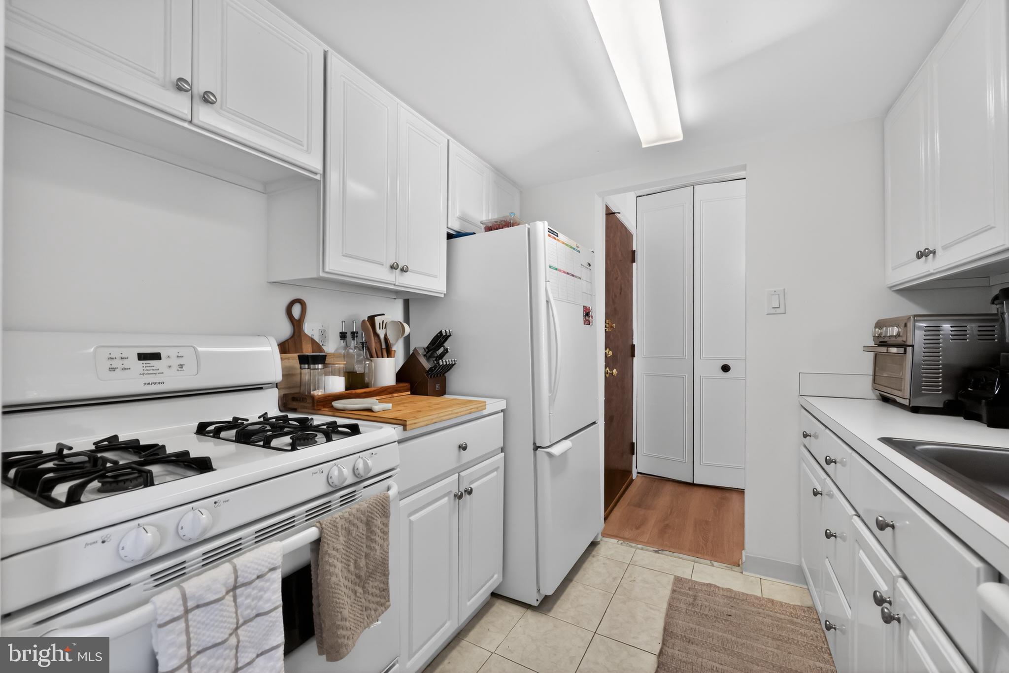 GLENHARDIE CONDOS - Residential