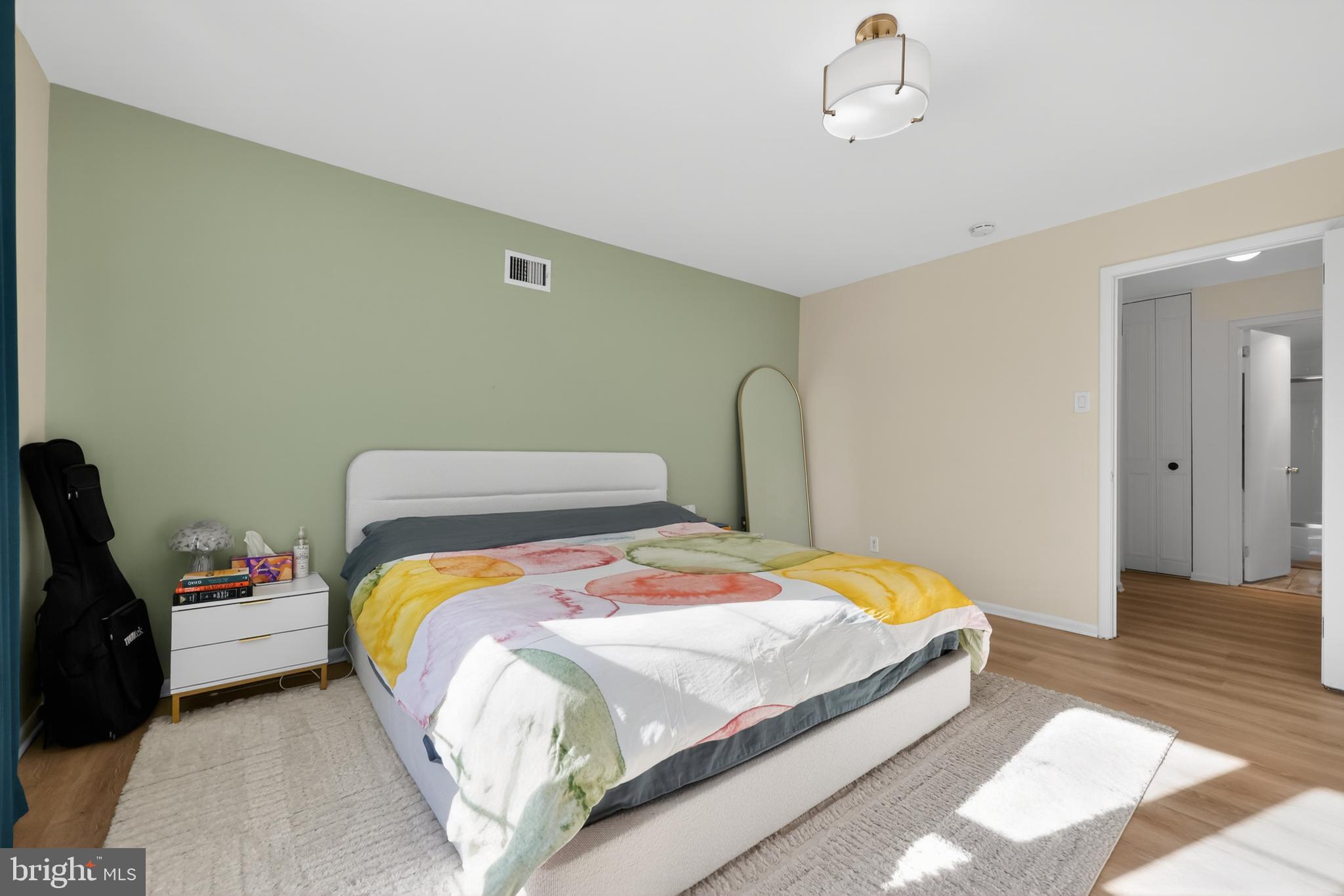 GLENHARDIE CONDOS - Residential