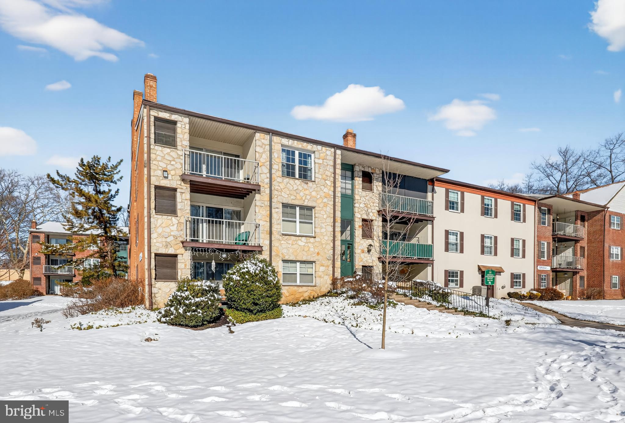 GLENHARDIE CONDOS - Residential