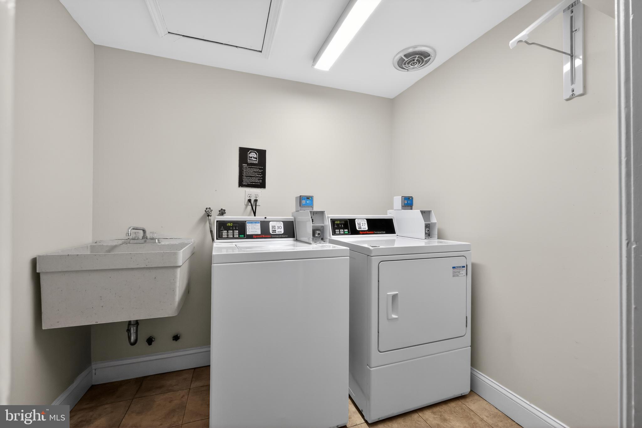 GLENHARDIE CONDOS - Residential