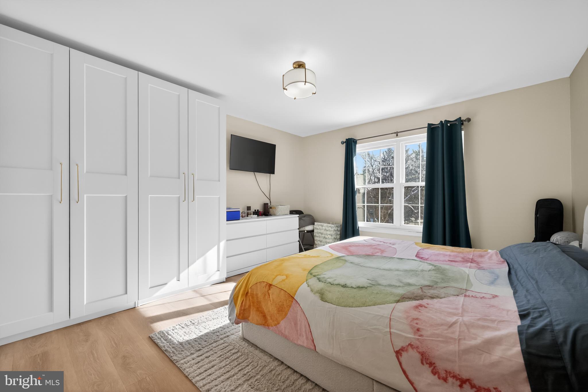 GLENHARDIE CONDOS - Residential