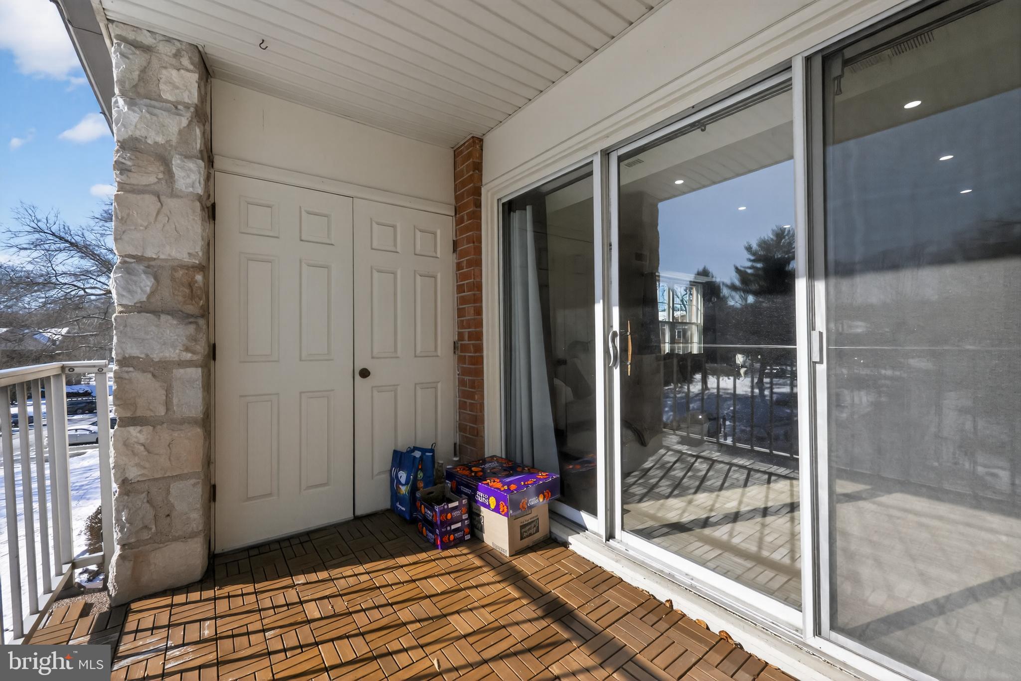 GLENHARDIE CONDOS - Residential