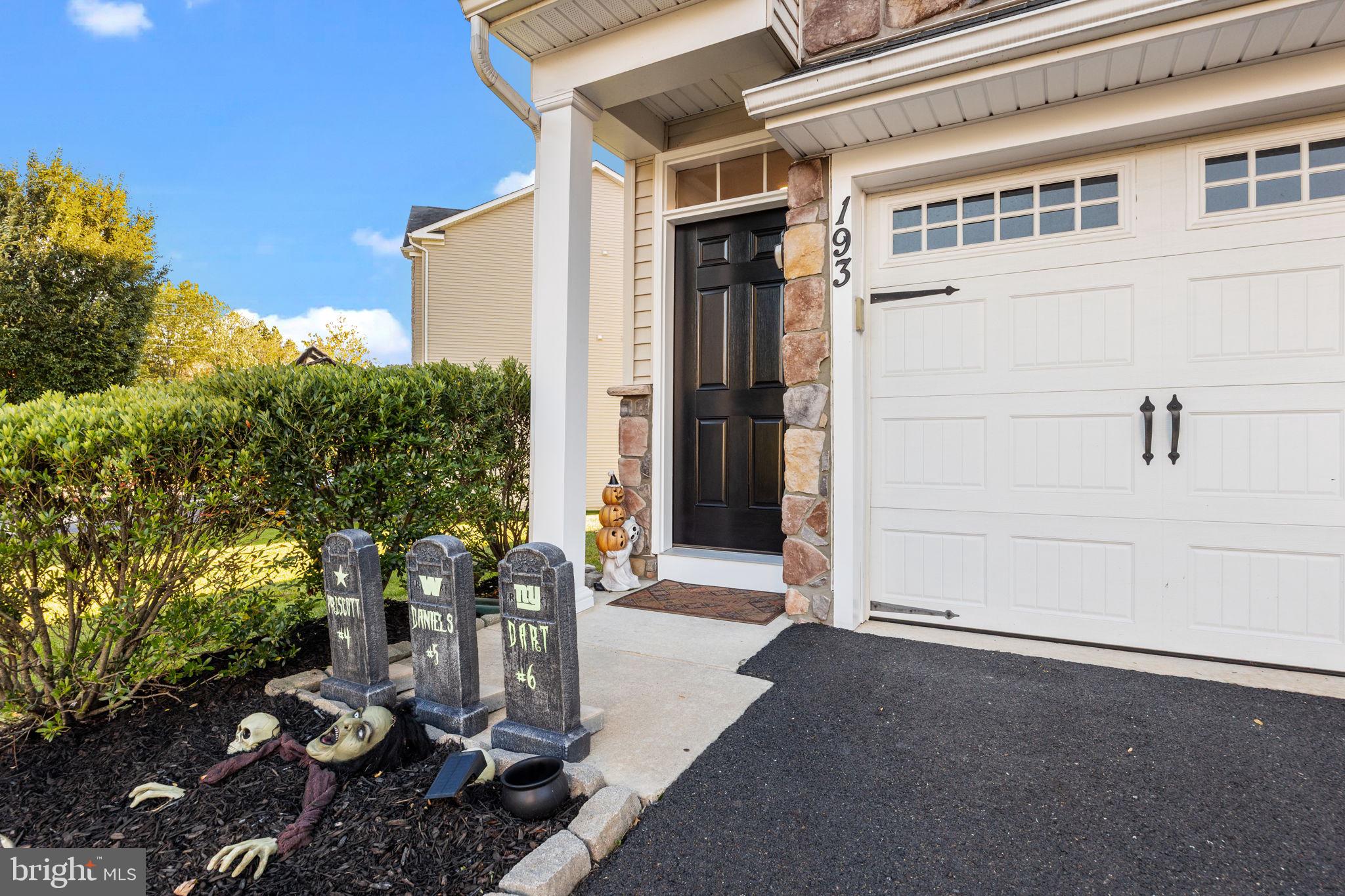 193 GRAYSTONE DRIVE