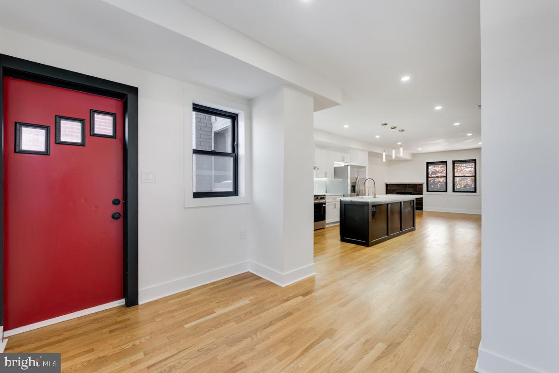 219 JEFFERSON STREET NW