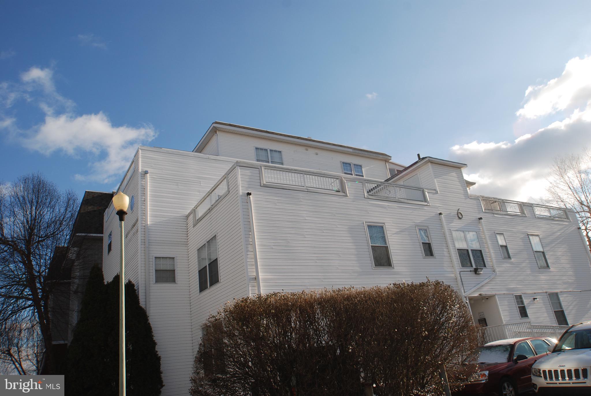 CENTENNIAL STATION - Residential