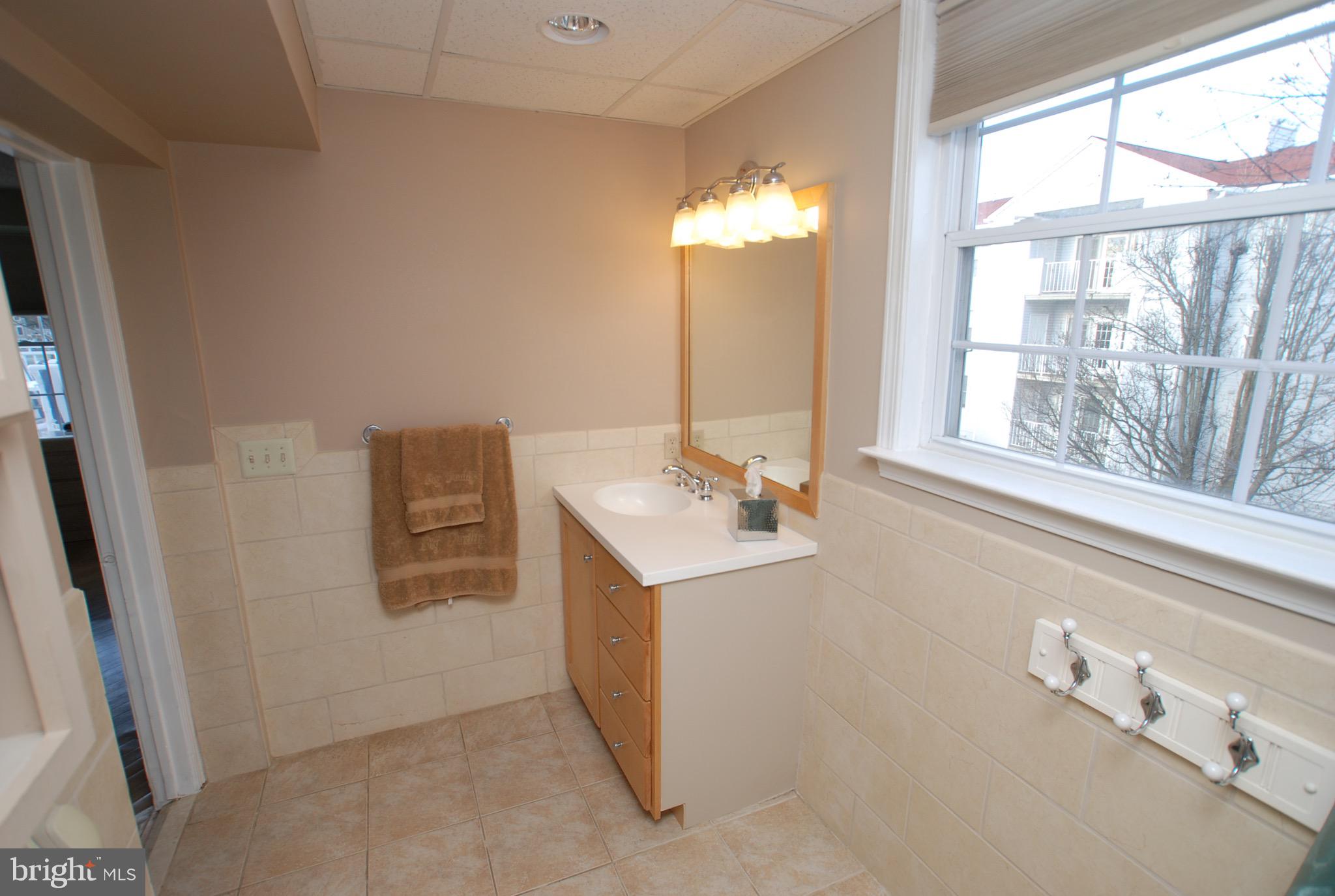 CENTENNIAL STATION - Residential