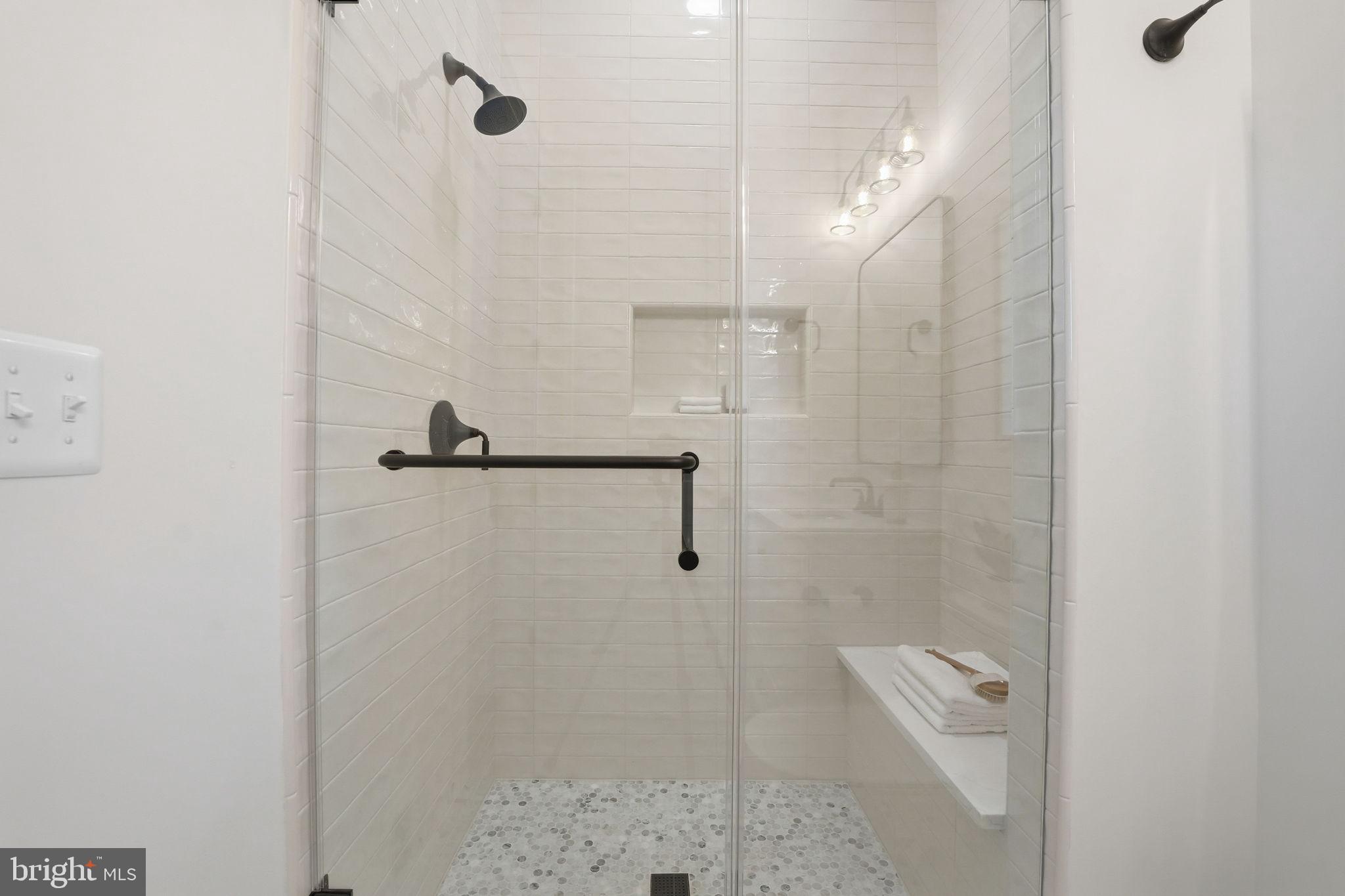 FALLS CHURCH - Residential