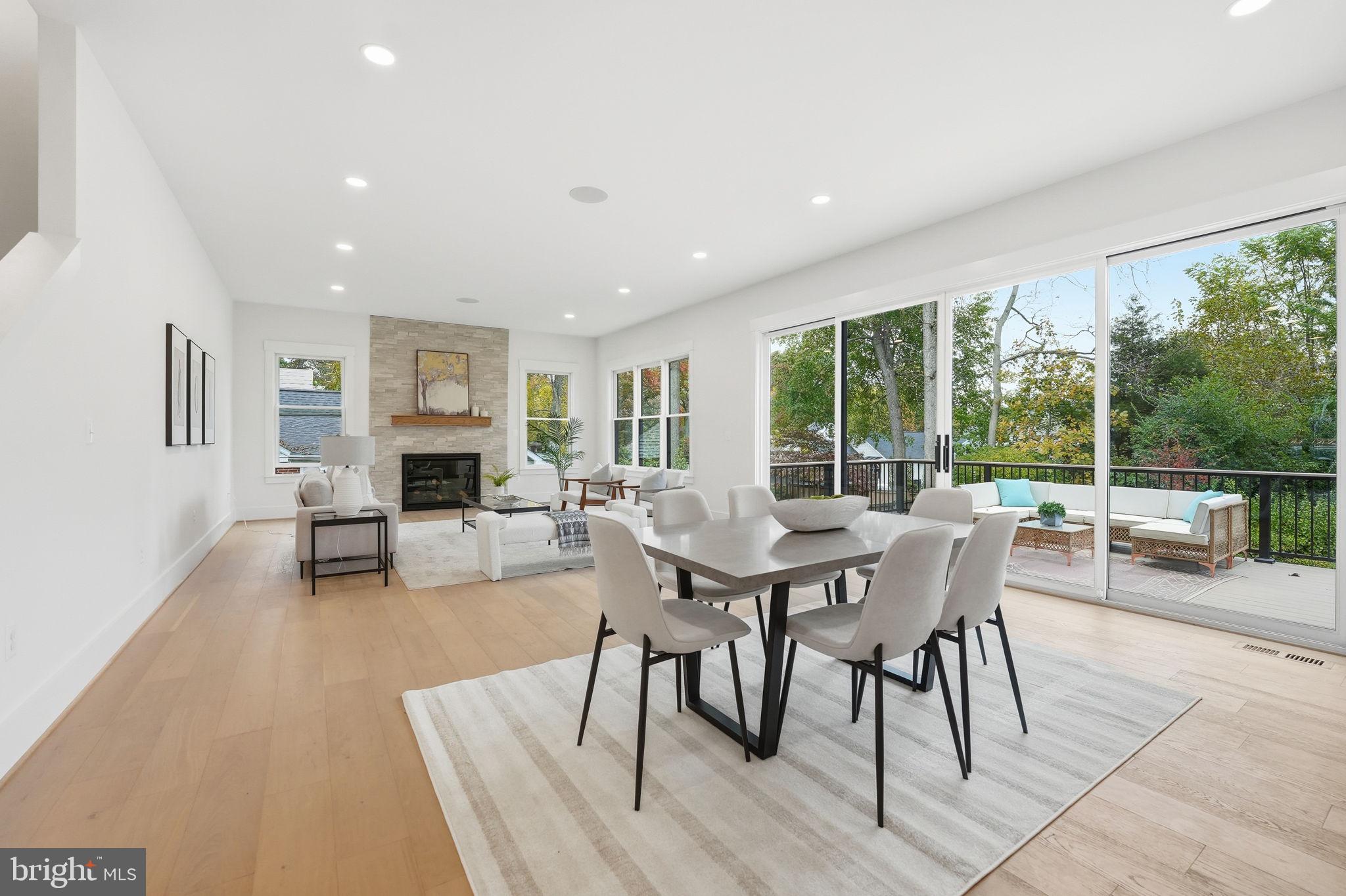 FALLS CHURCH - Residential