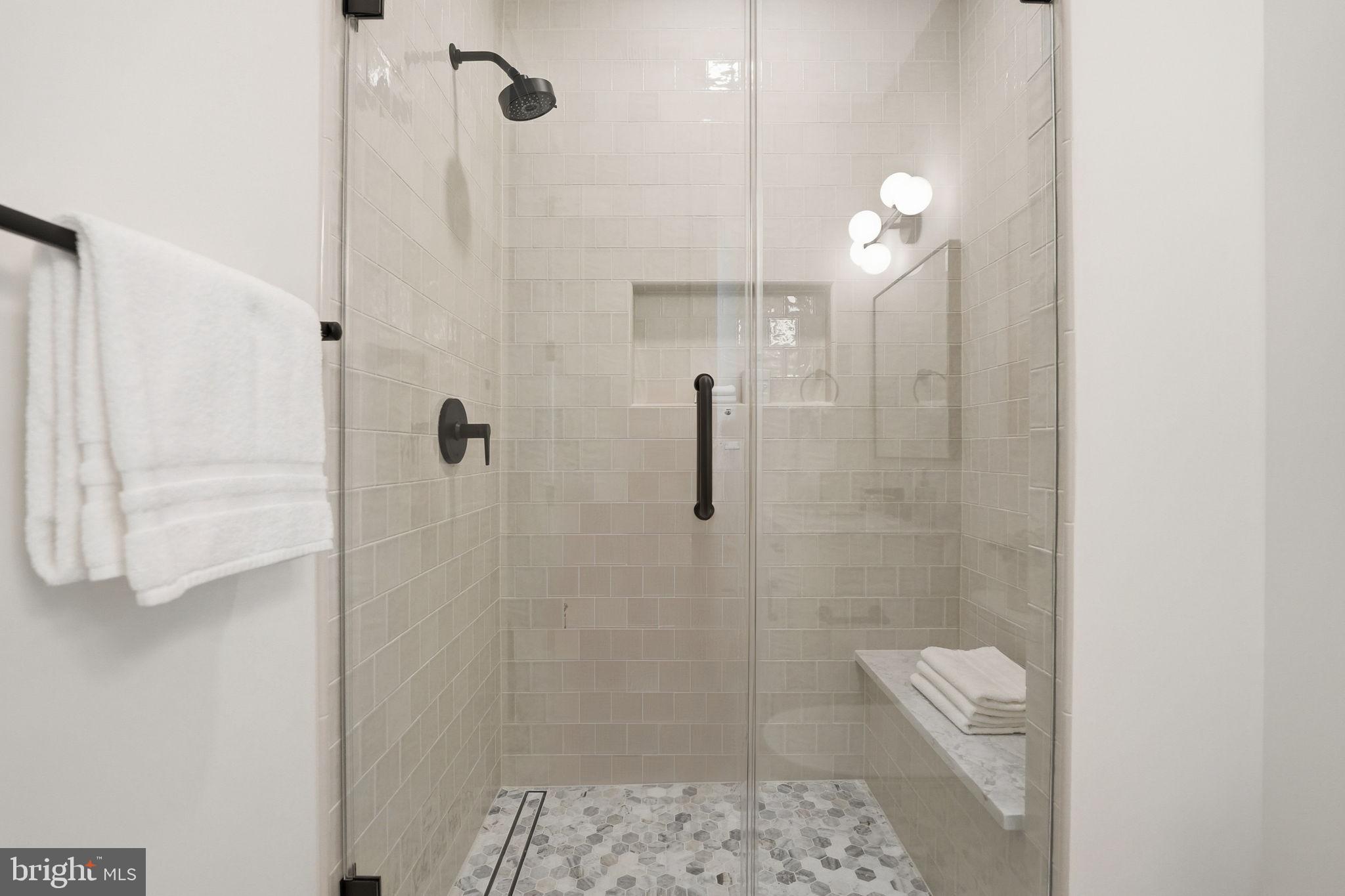 FALLS CHURCH - Residential