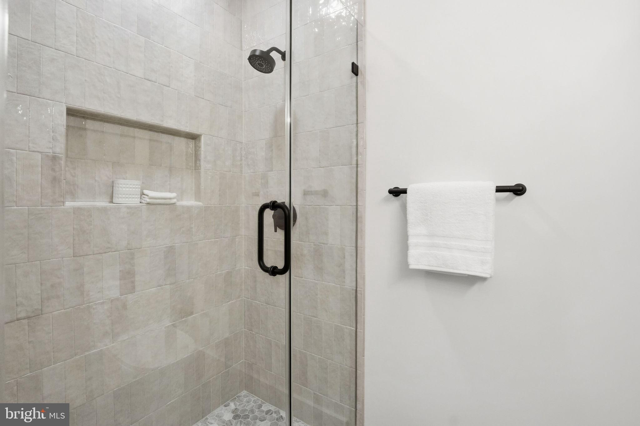 FALLS CHURCH - Residential