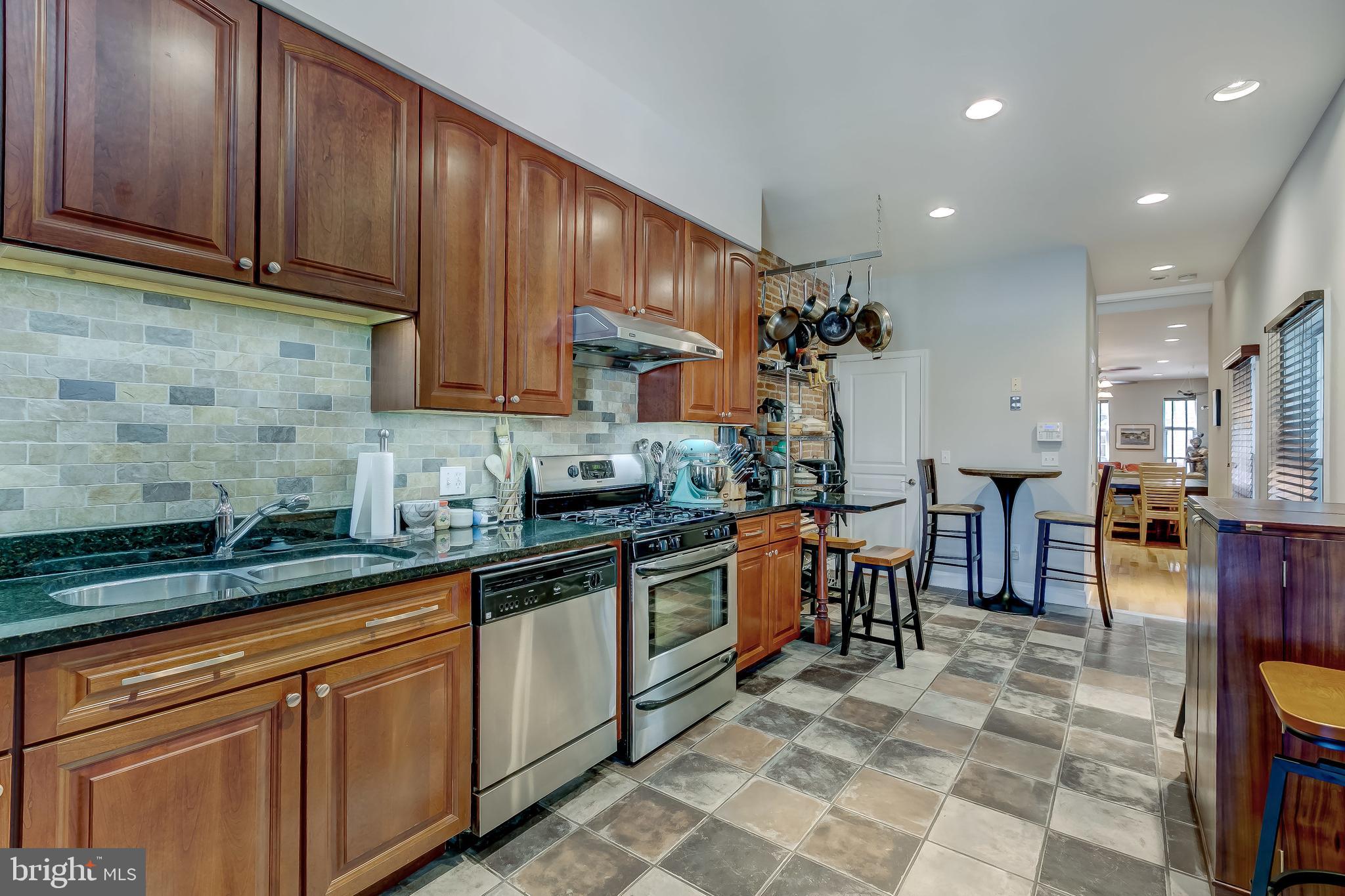 FEDERAL HILL HISTORIC DISTRICT - Residential