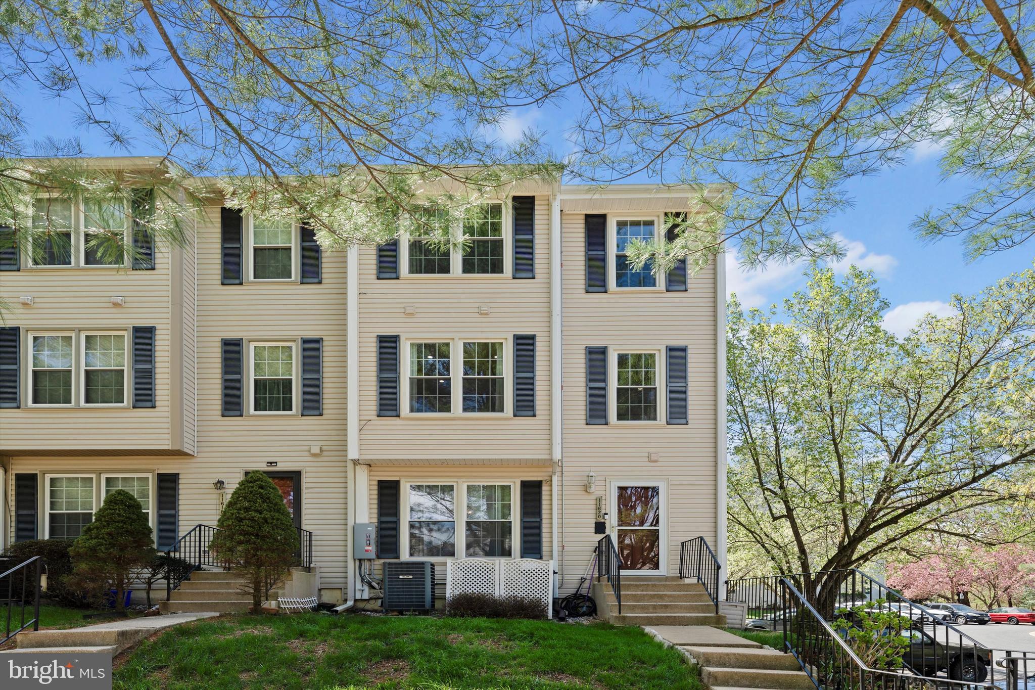 DUFIEF MILL BROOK - Residential