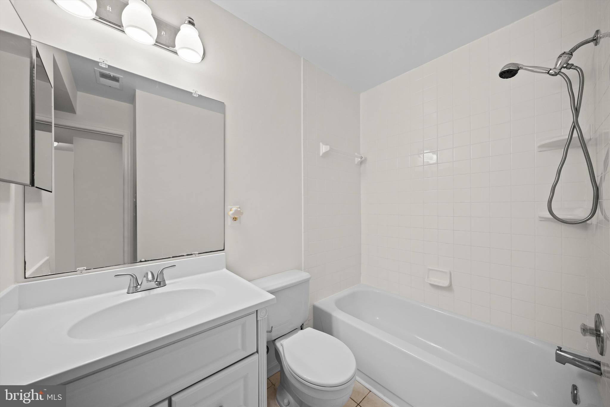 DUFIEF MILL BROOK - Residential