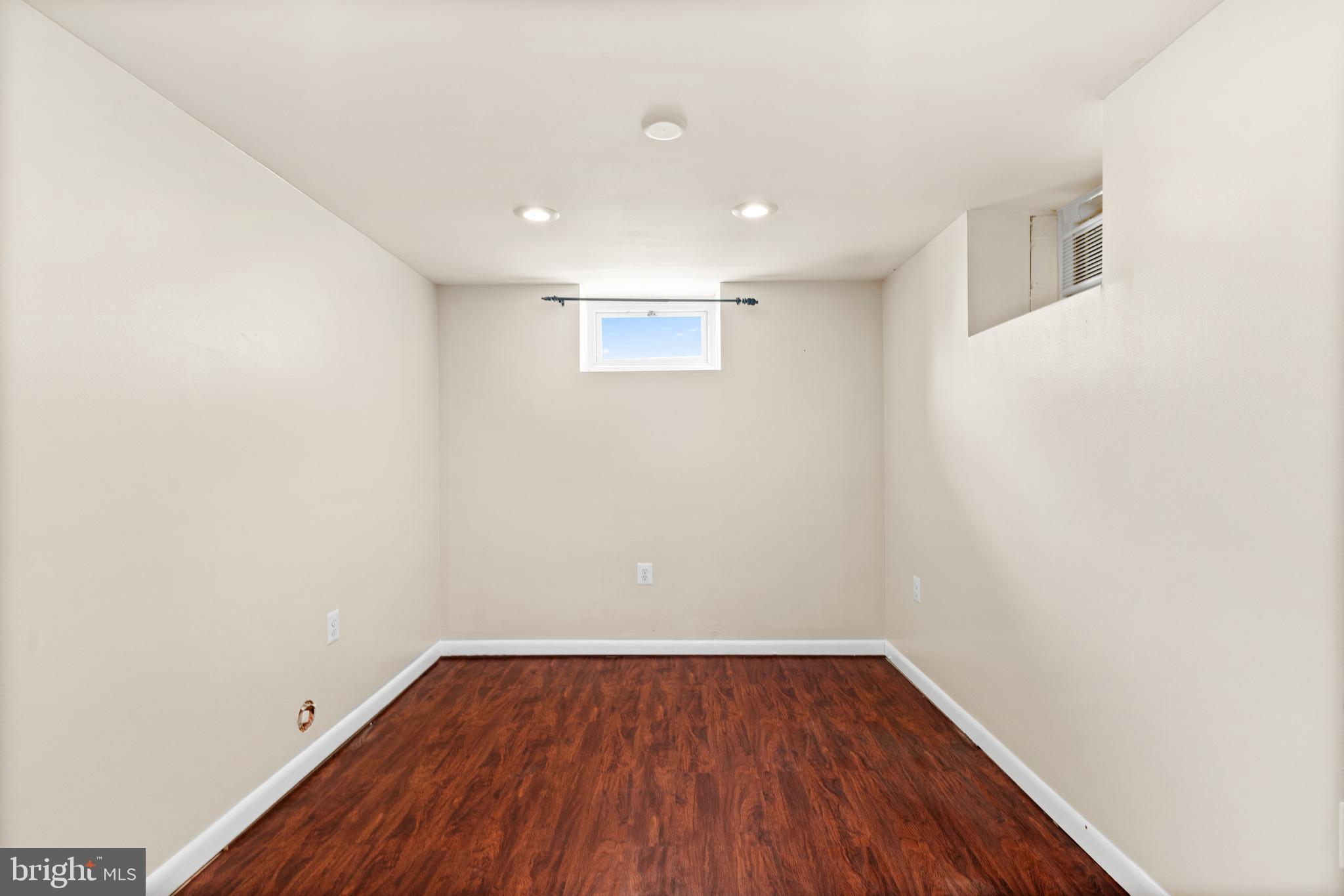 WILSHIRE - Residential