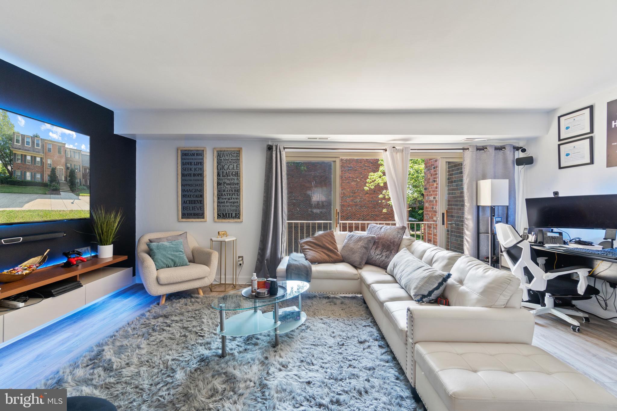 WESTCHESTER PARK - Residential